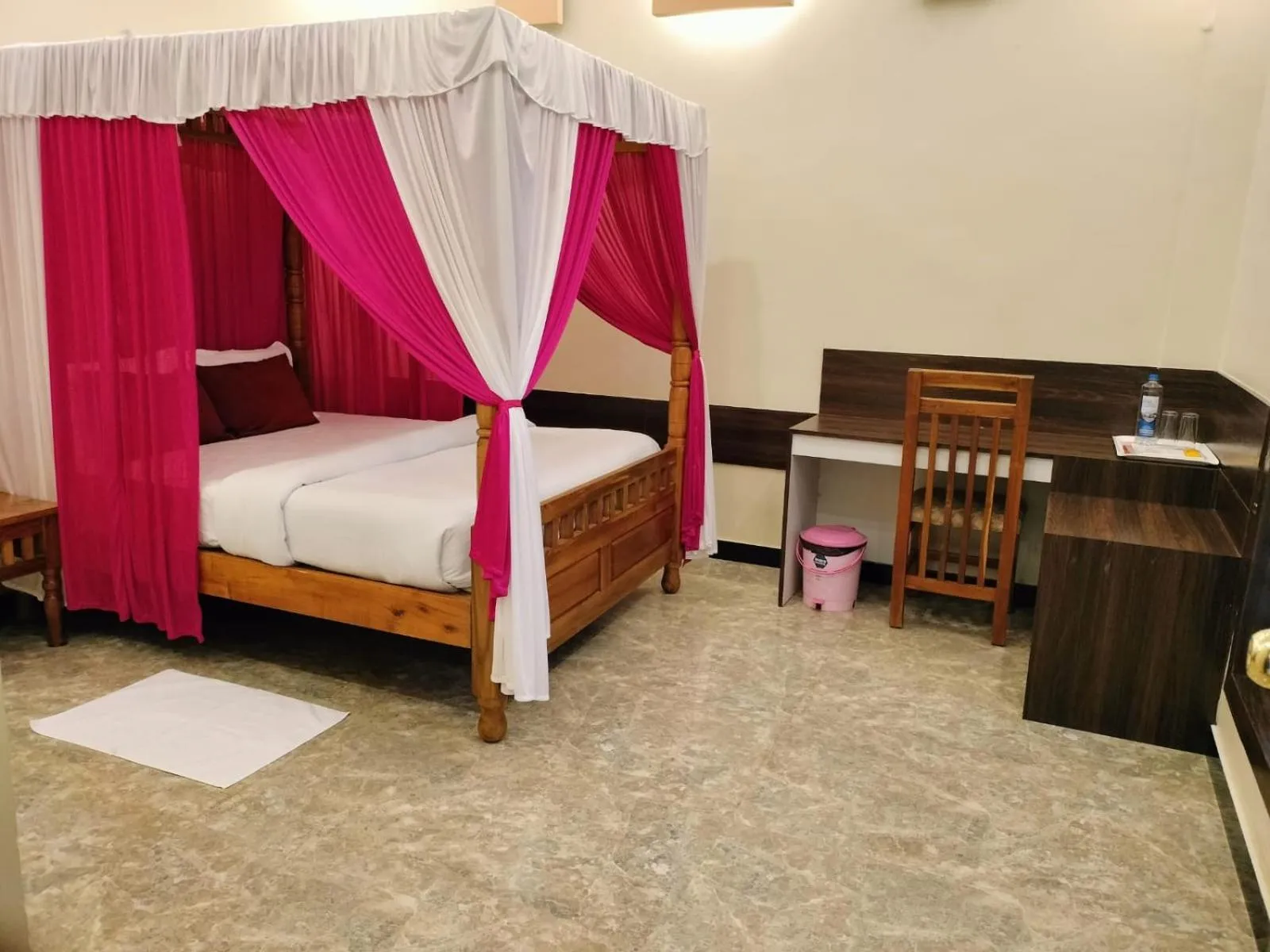 Bed in Orange Valley Plantation Holiday Coorg