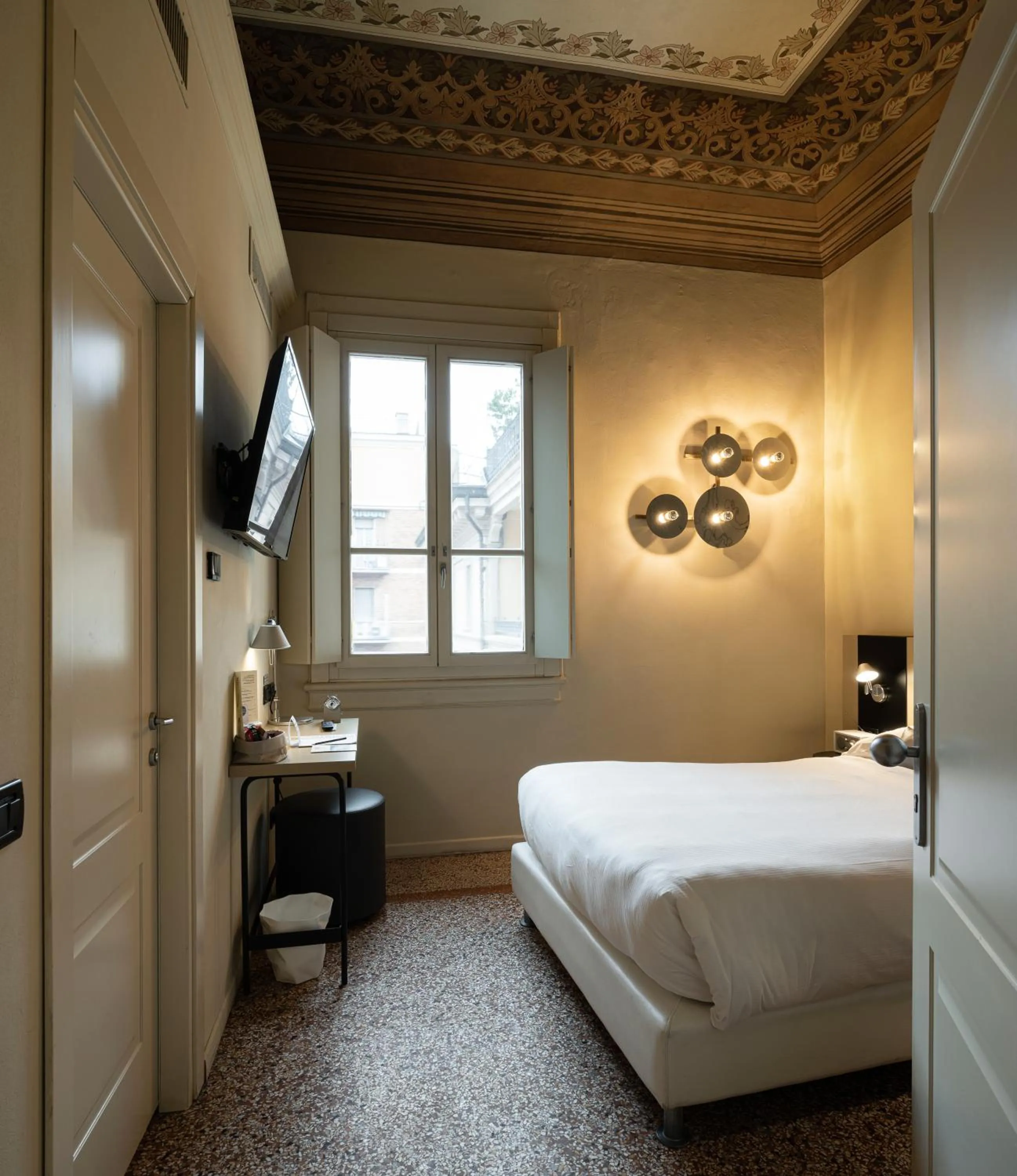 Bedroom, Bed in I Portici Hotel Bologna