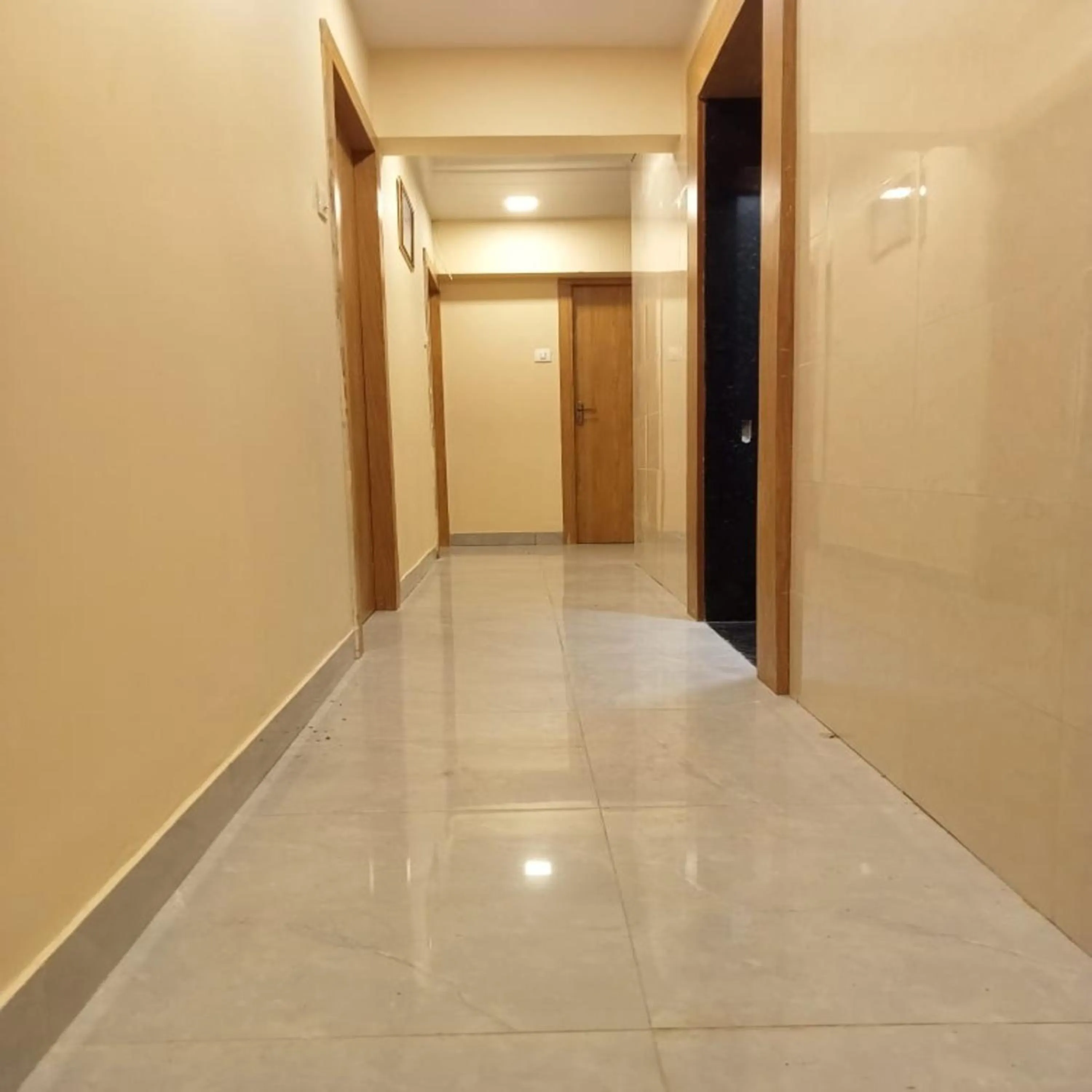 Lobby or reception in Hotel New Sarah Inn, Andheri West