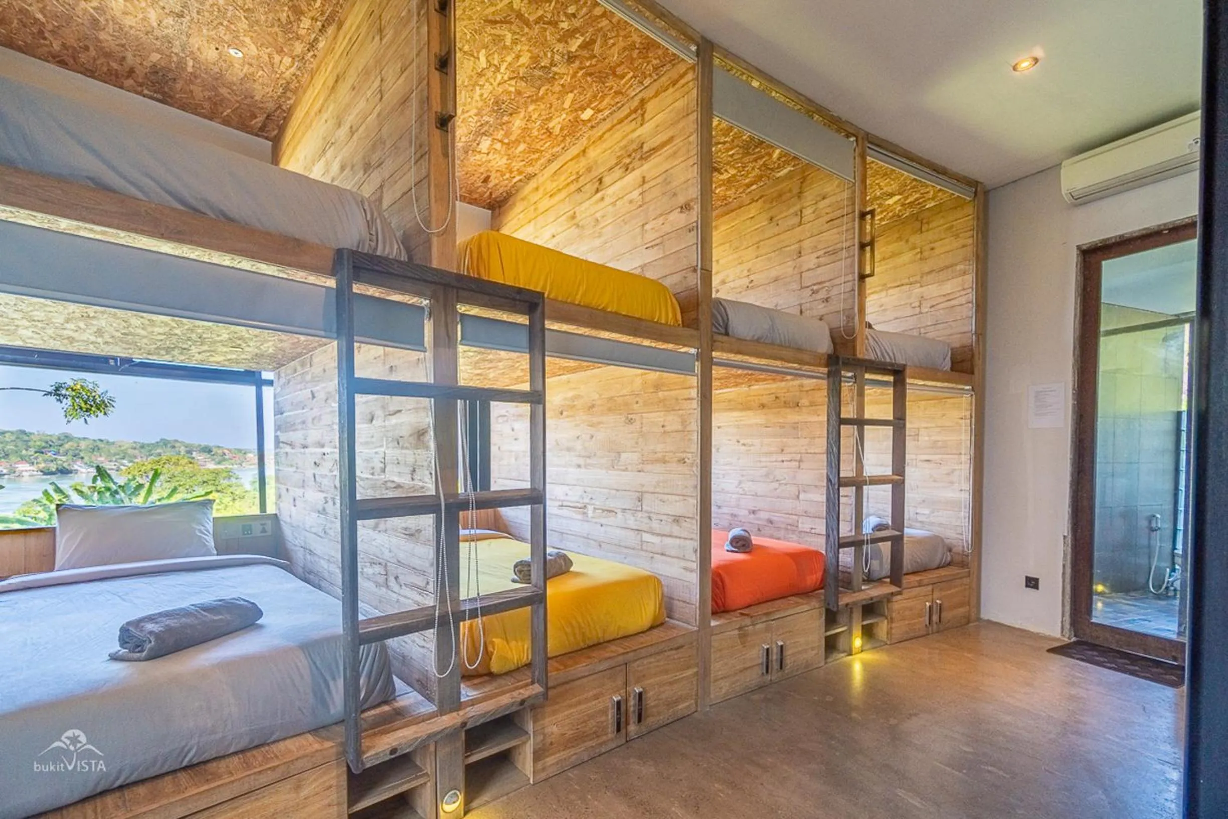 Bed in Bong Hostel Nusa Lembongan by Bukit Vista