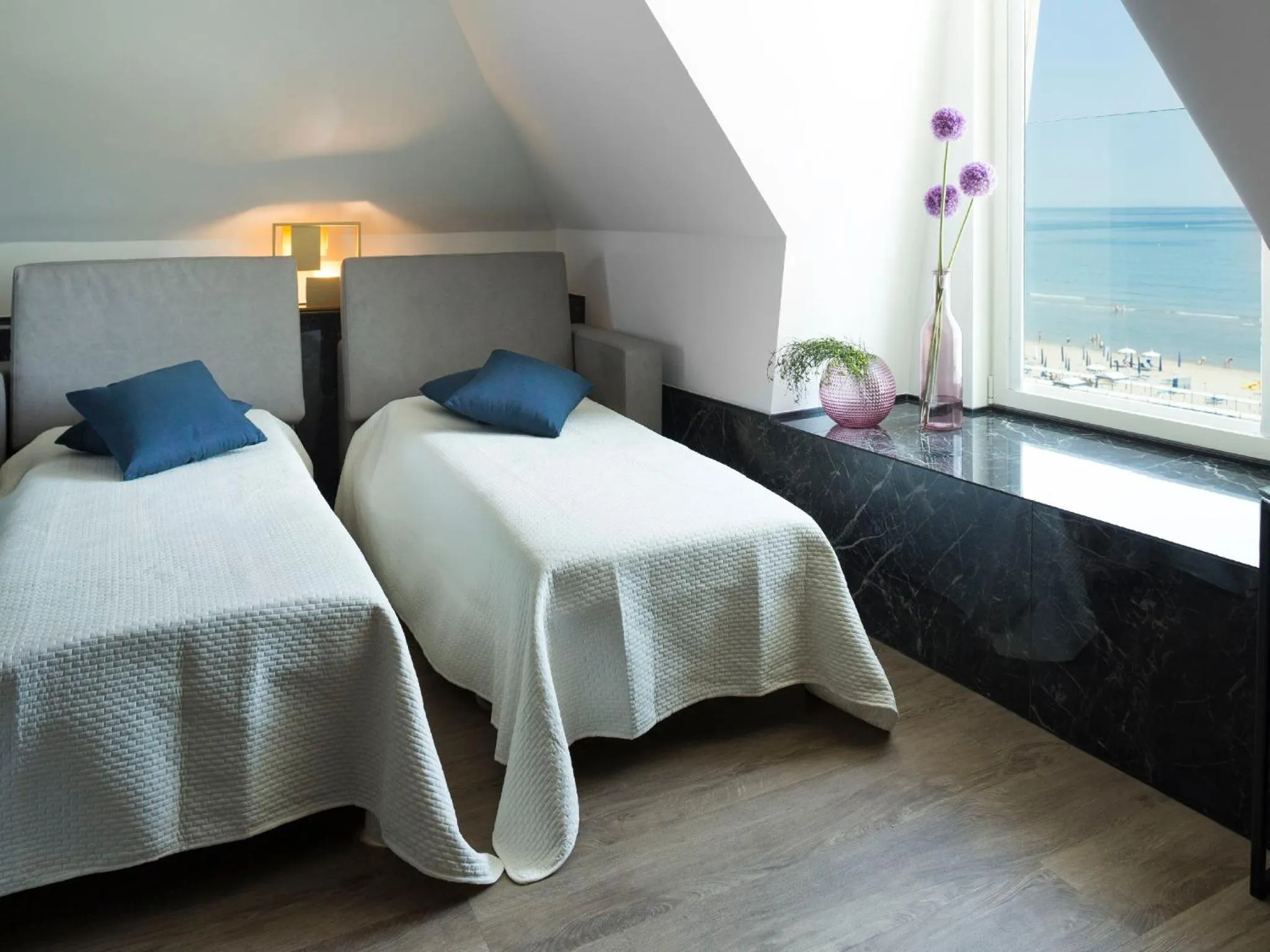 Bed in Hotel Michelangelo