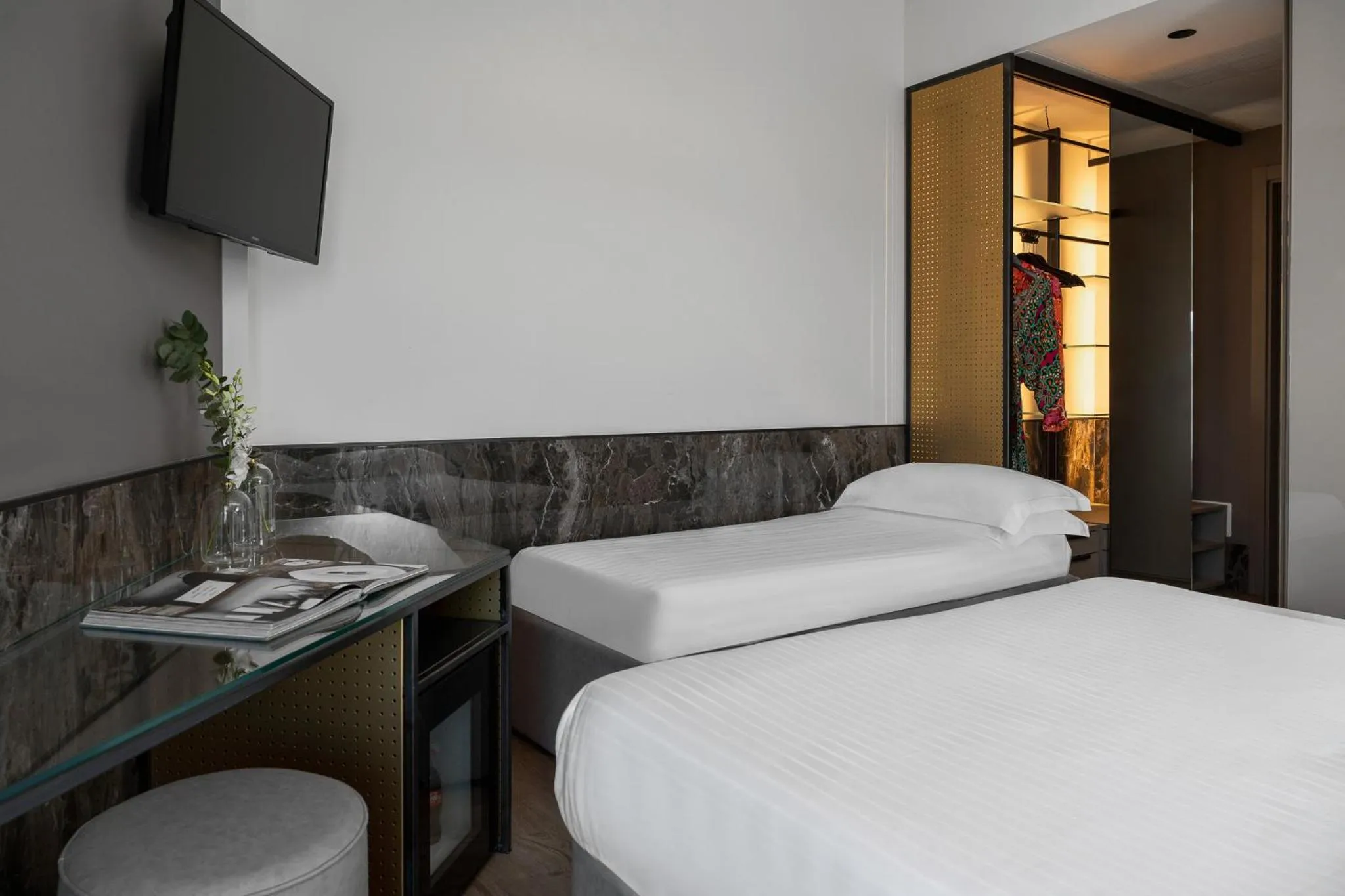 Bed in Hotel Michelangelo