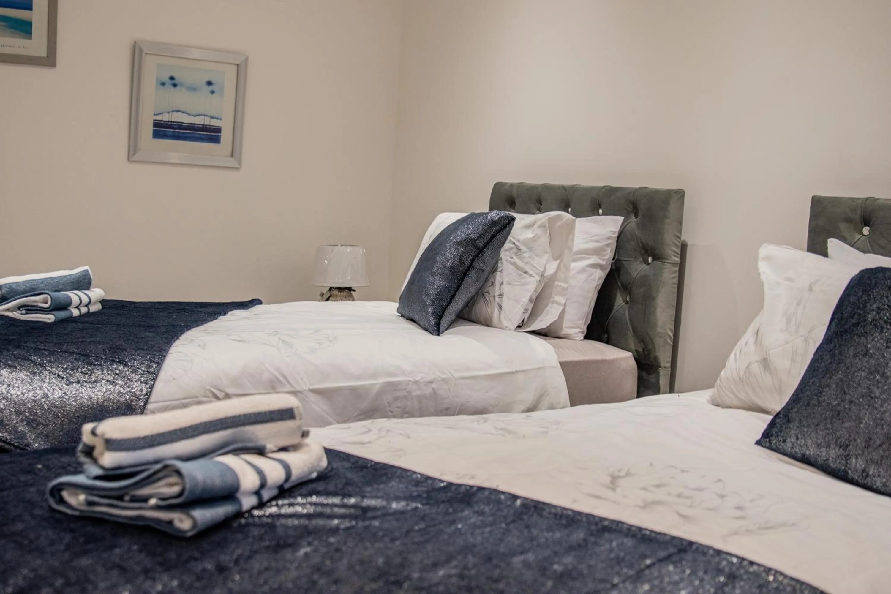 Bedroom in BV Comfy Spacious 3 Bedroom House At Tatton Street Manchester