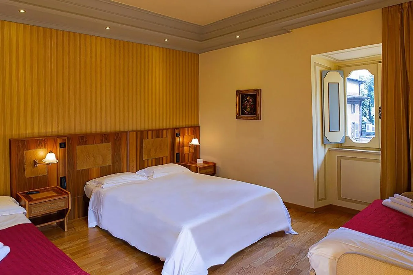 Bedroom, Bed in Villa Tuscolana