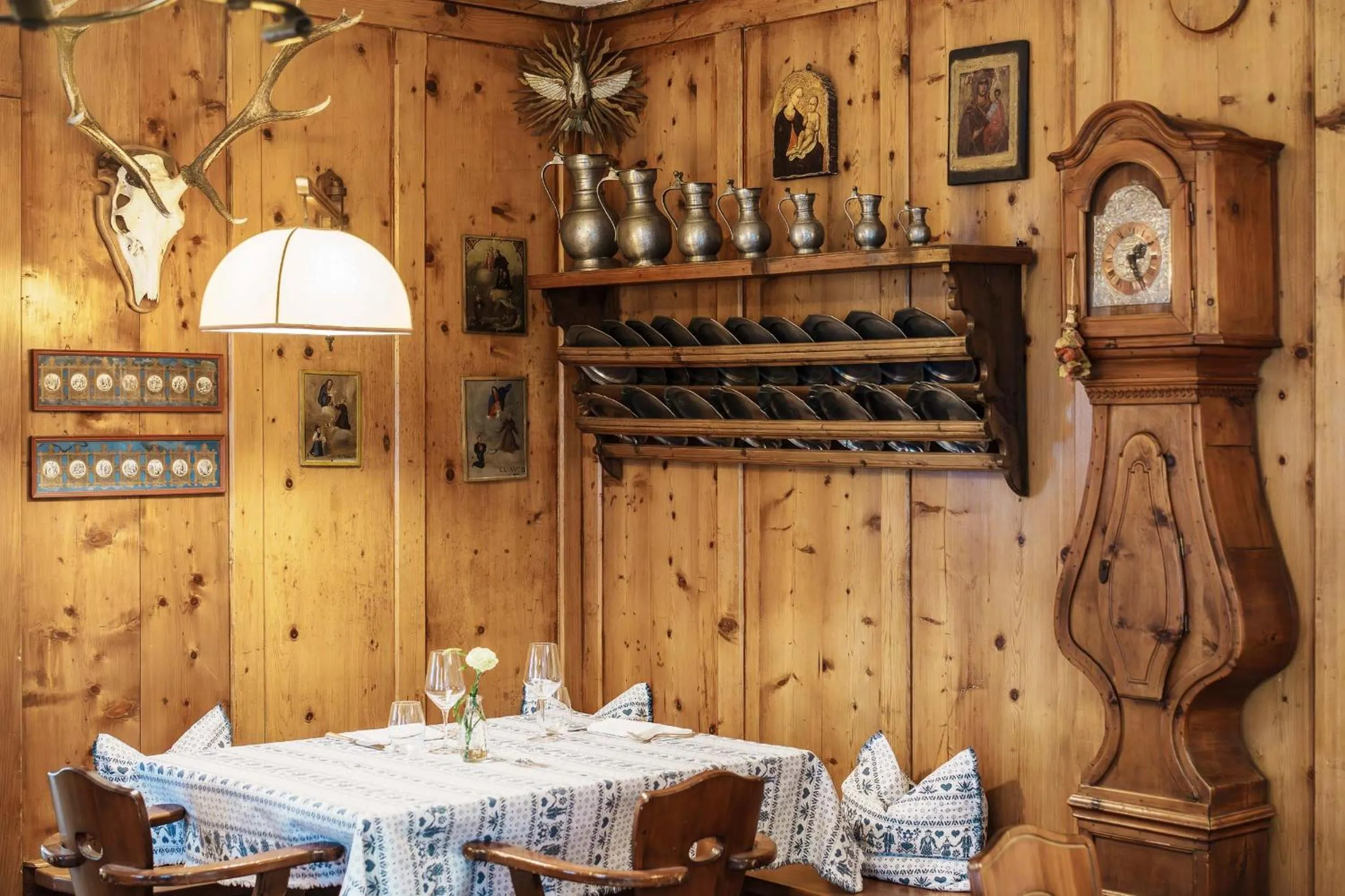 Lounge or bar in Hotel Menardi