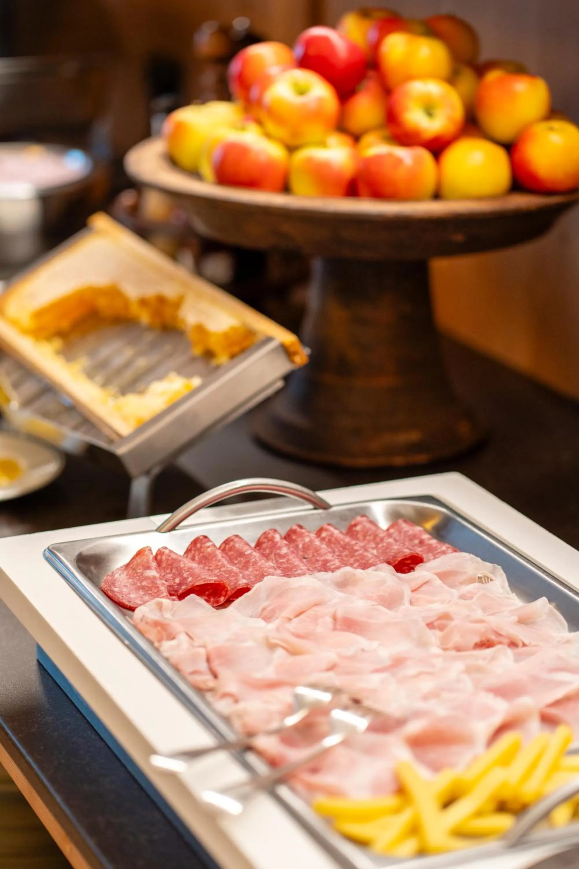 Food and drinks in Hotel Menardi