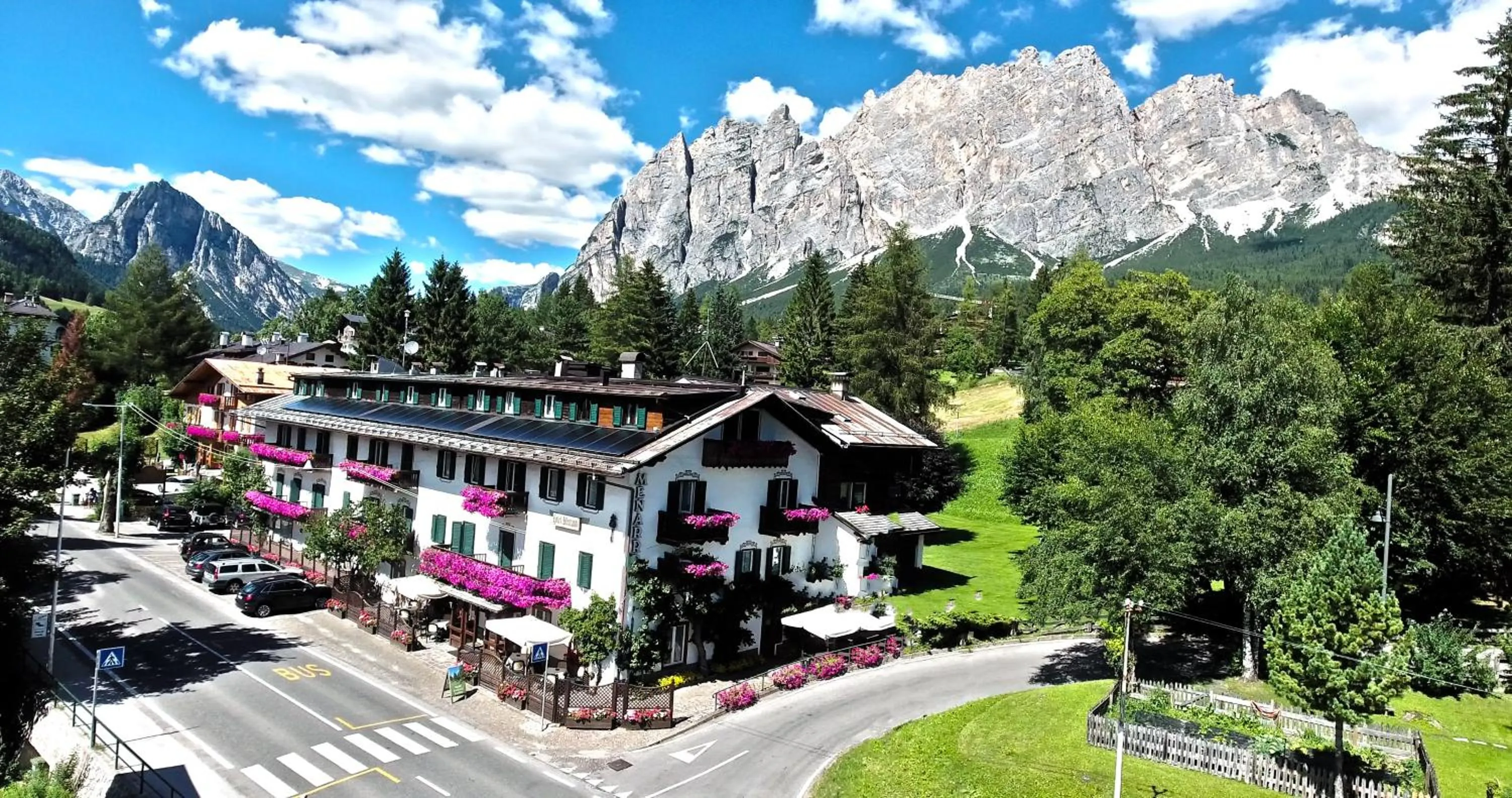 Property building in Hotel Menardi