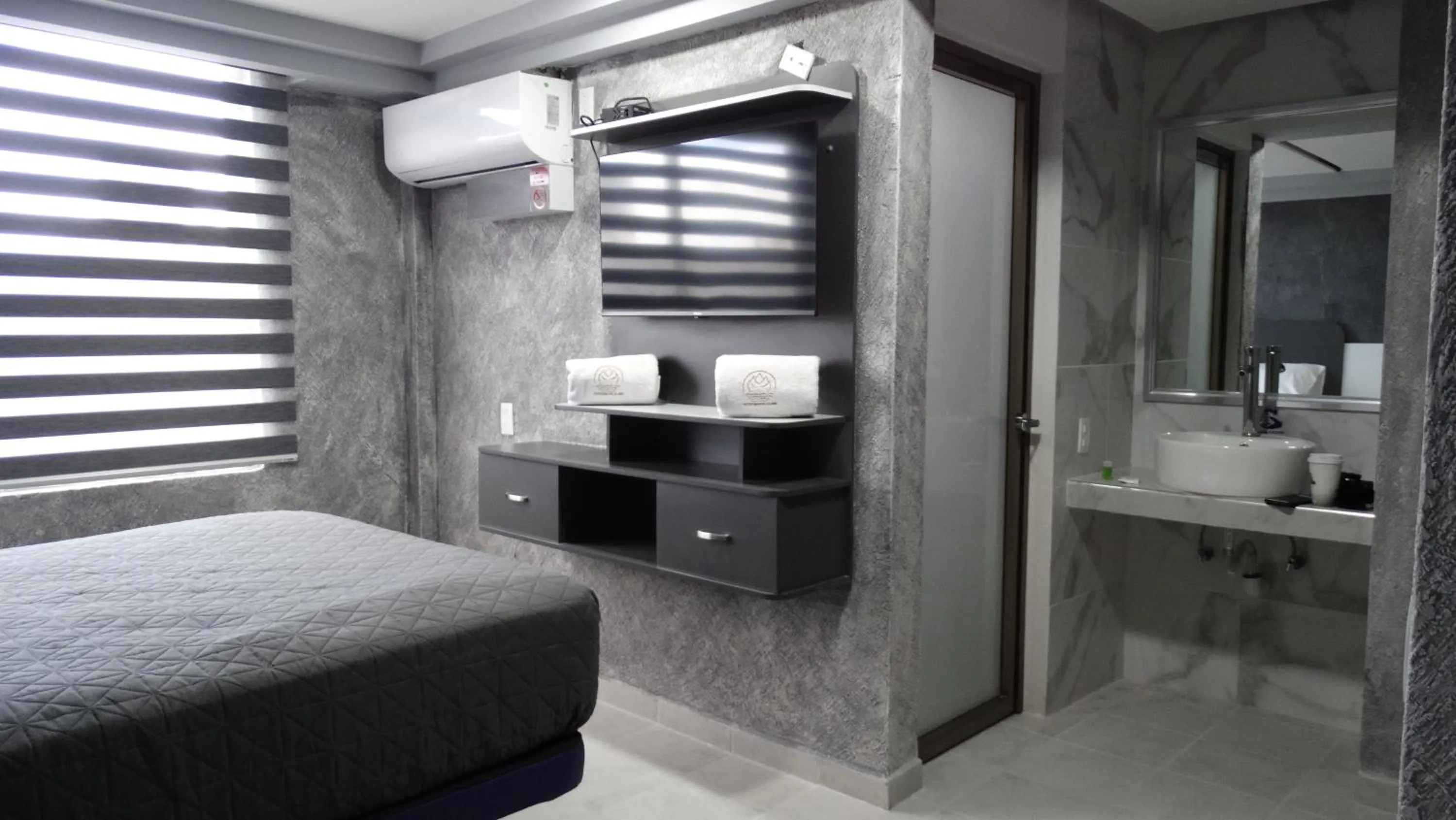 Bed in MOTEL & HOTEL ALJIBE