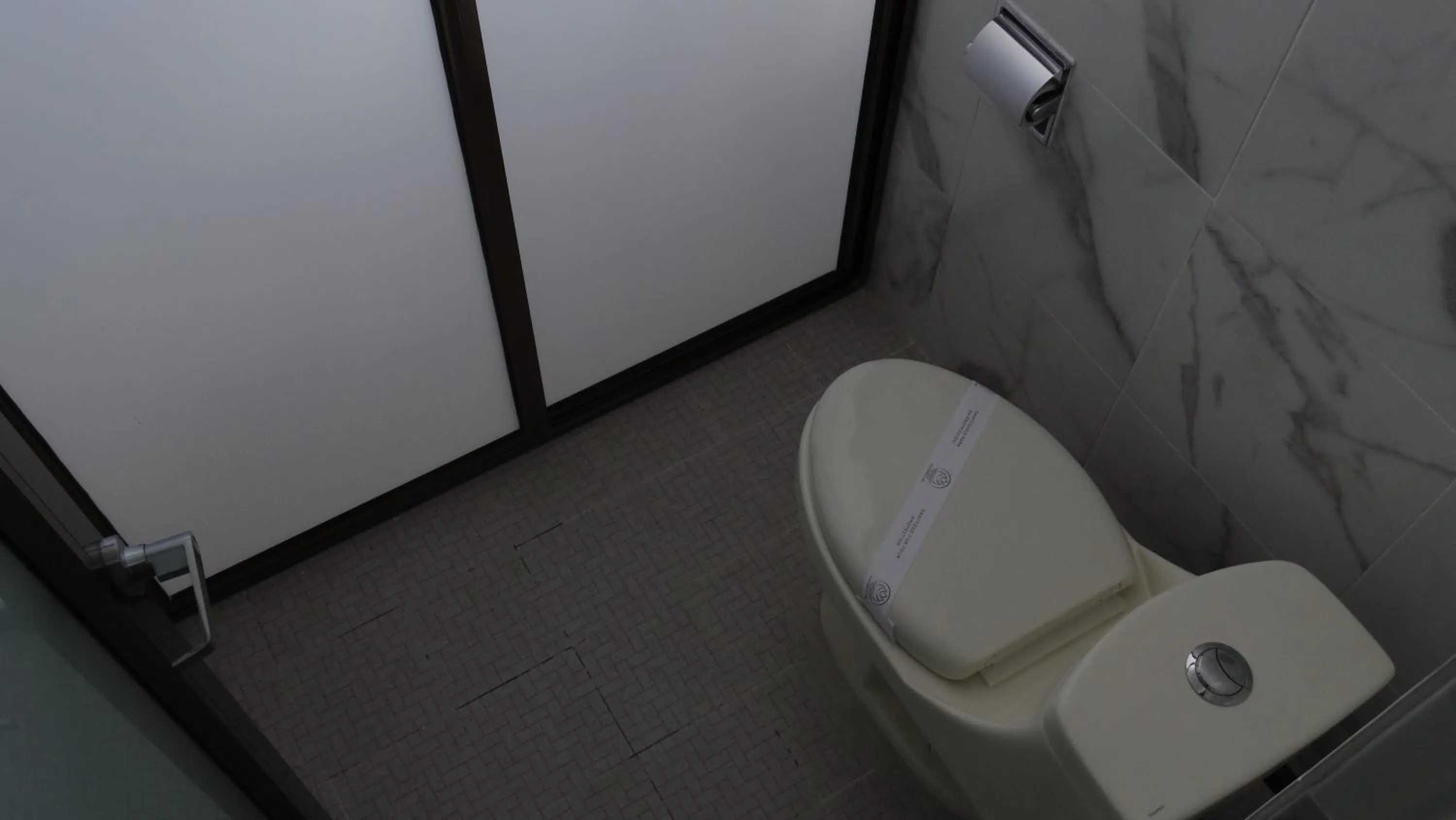 Shower in MOTEL & HOTEL ALJIBE