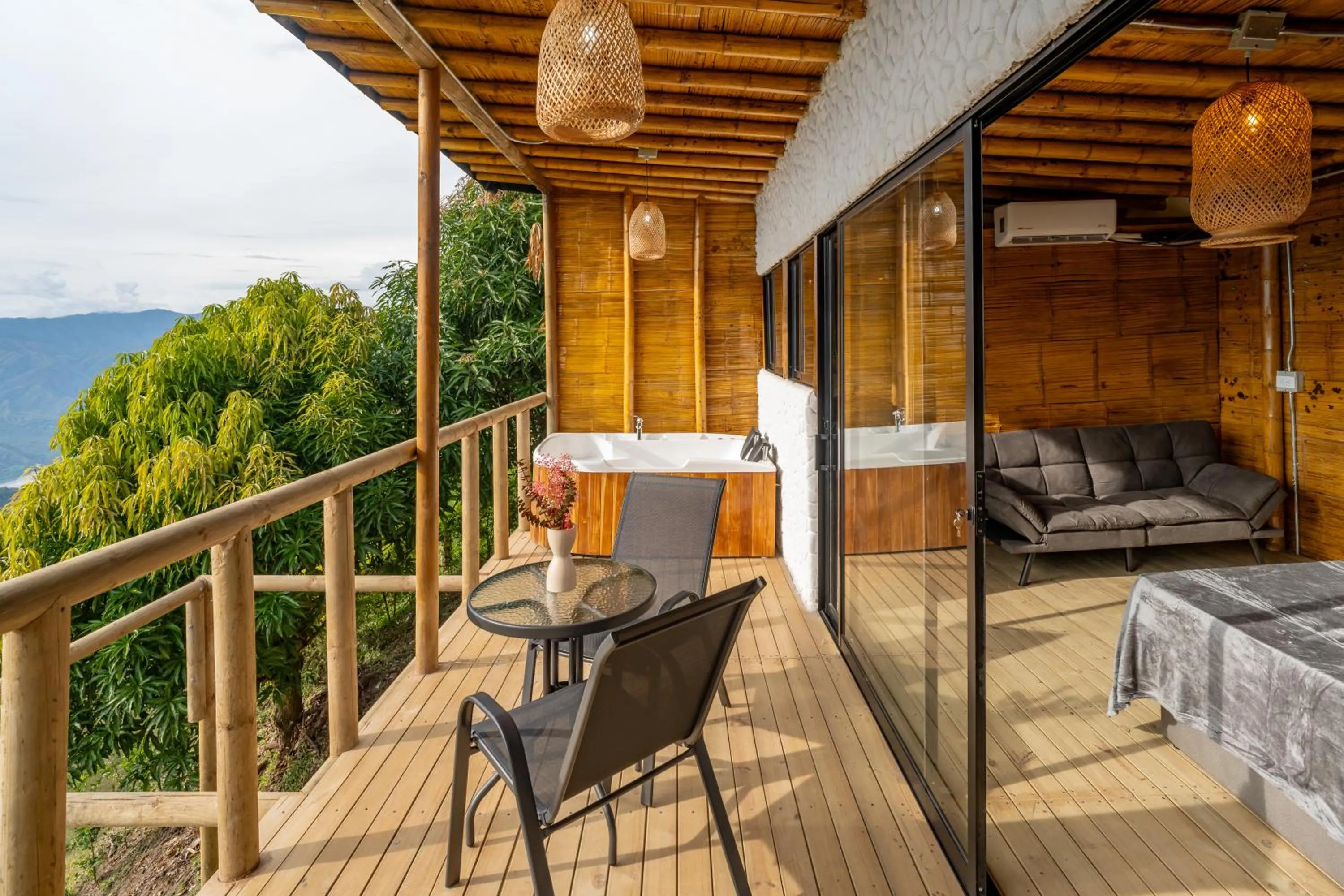 Natural landscape in Glamping Mirador Santa Fe-Sopetran