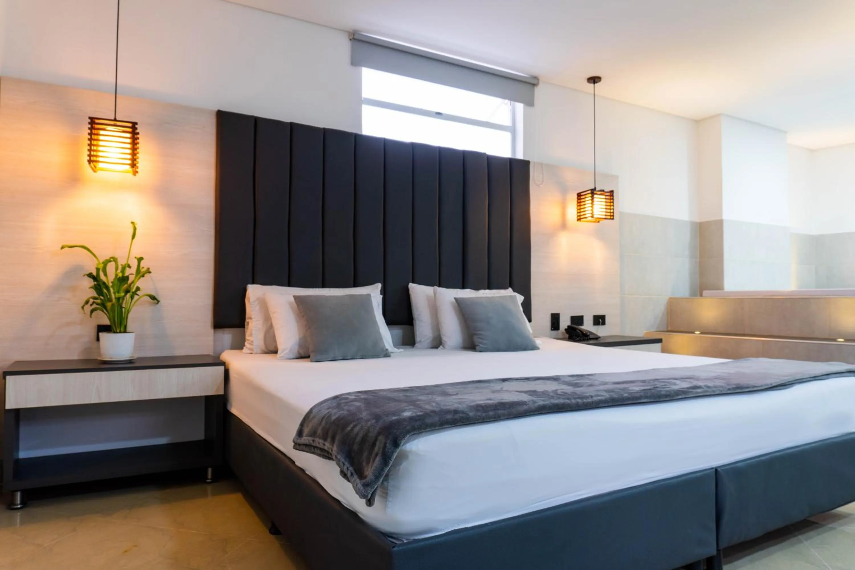 Photo of the whole room, Bed in Hotel California City