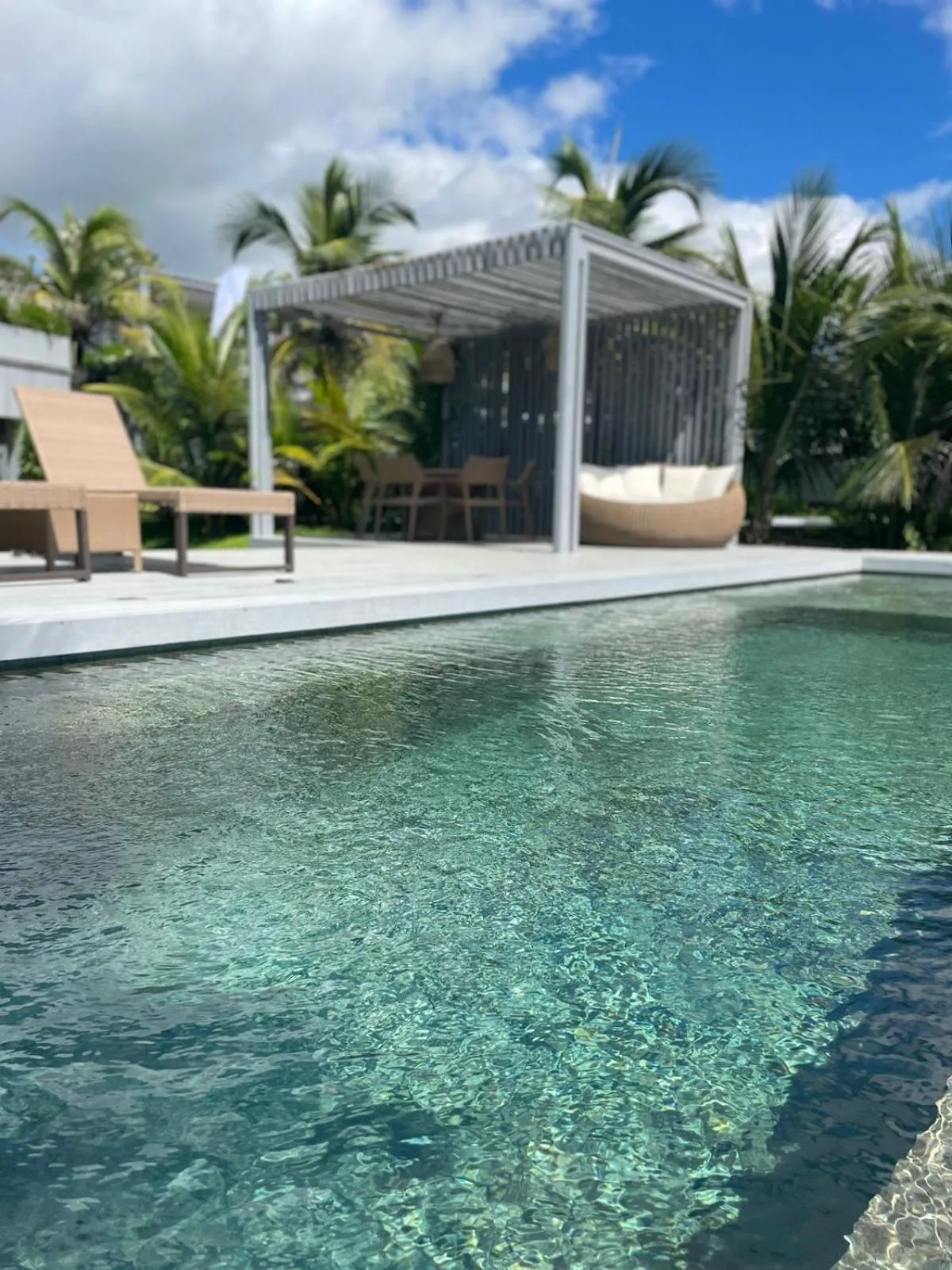 Swimming pool in Club de Mar Condo Hotel