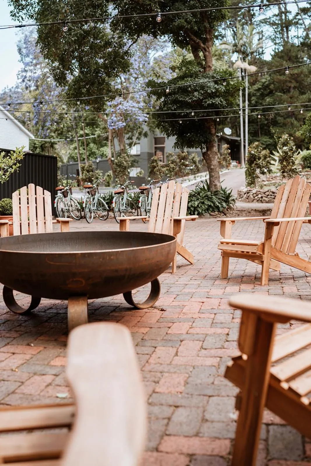 Evening entertainment in The Lodge Jamberoo
