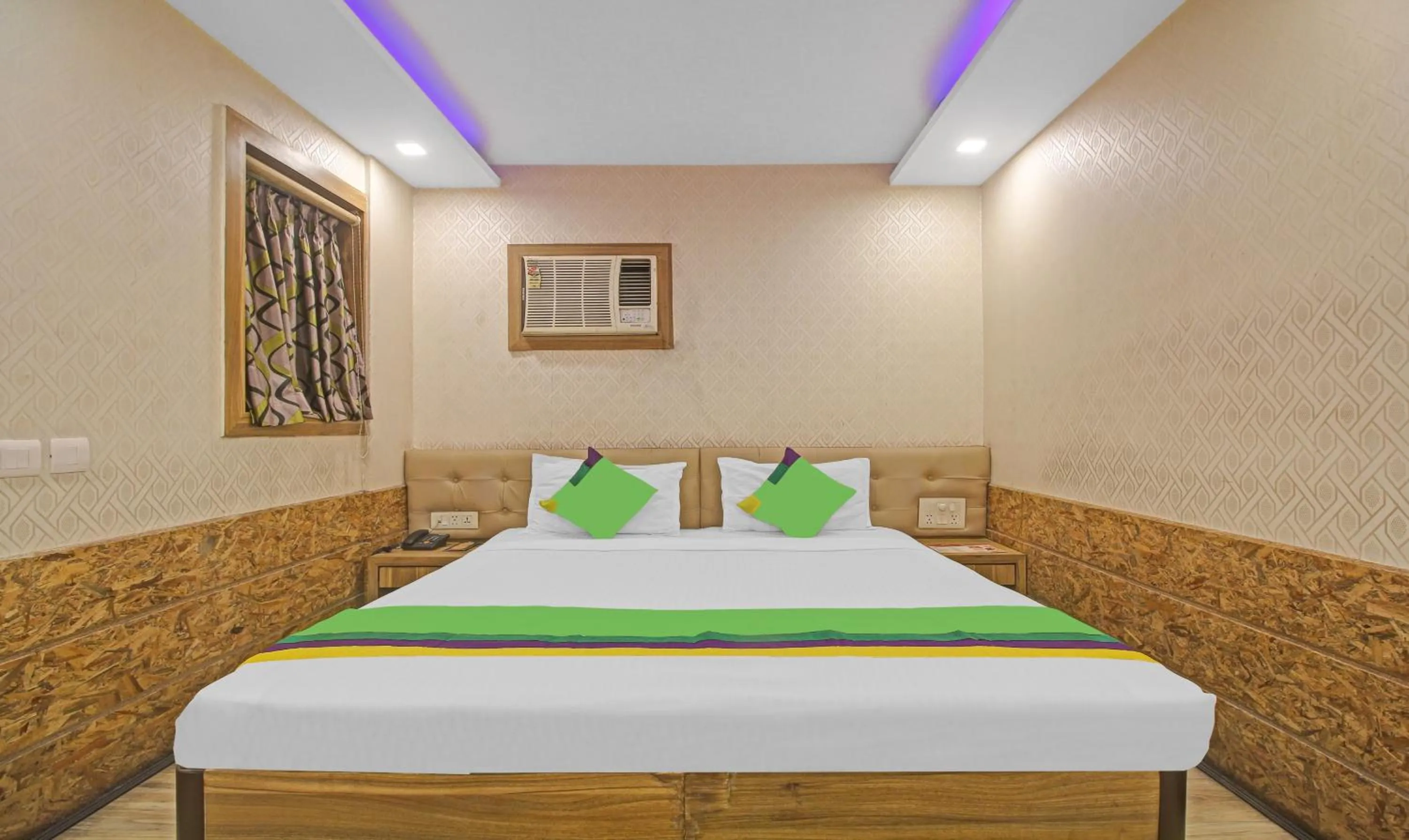 Bedroom, Bed in Treebo Mangalam, Bhawanipur