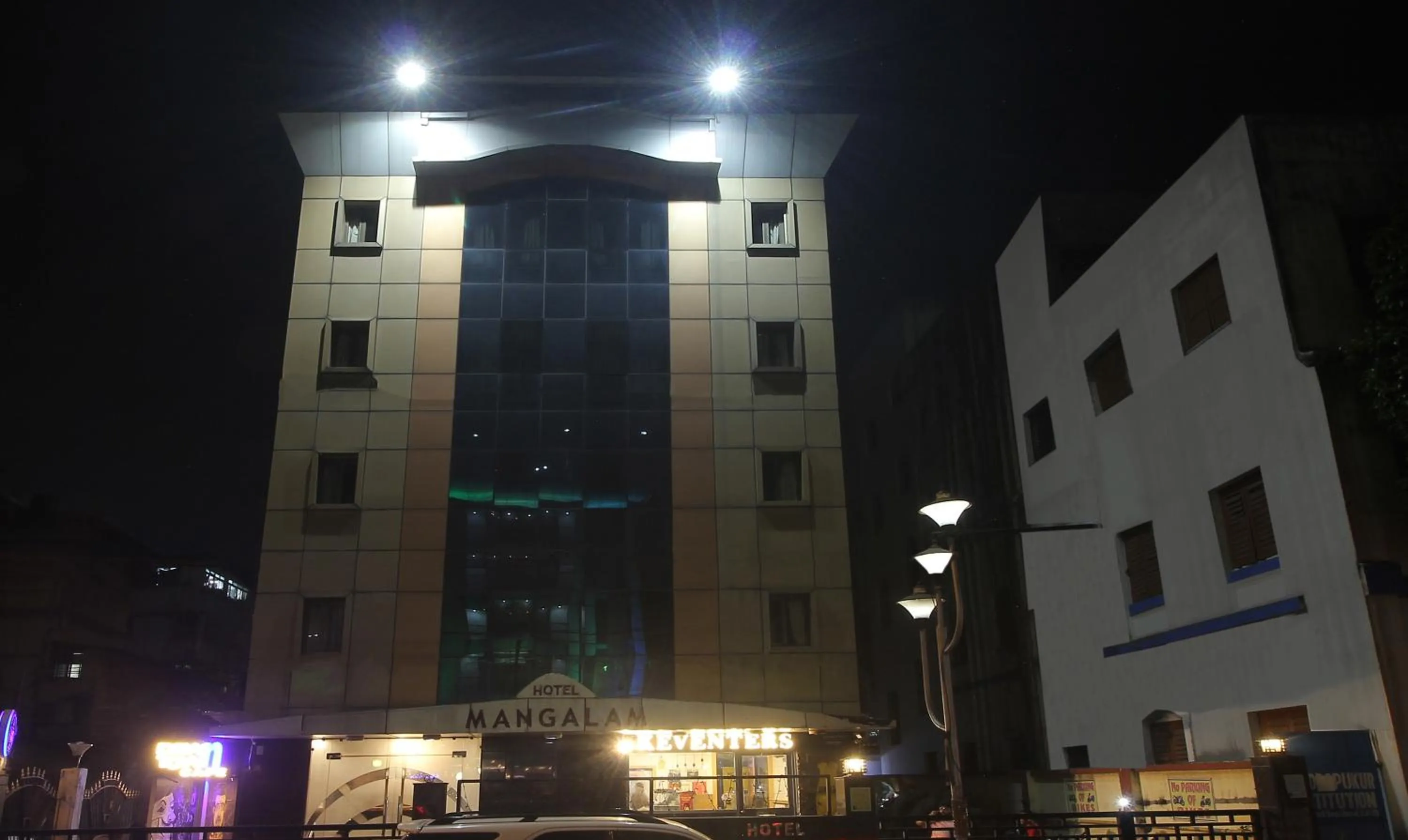 Property building in Treebo Mangalam, Bhawanipur