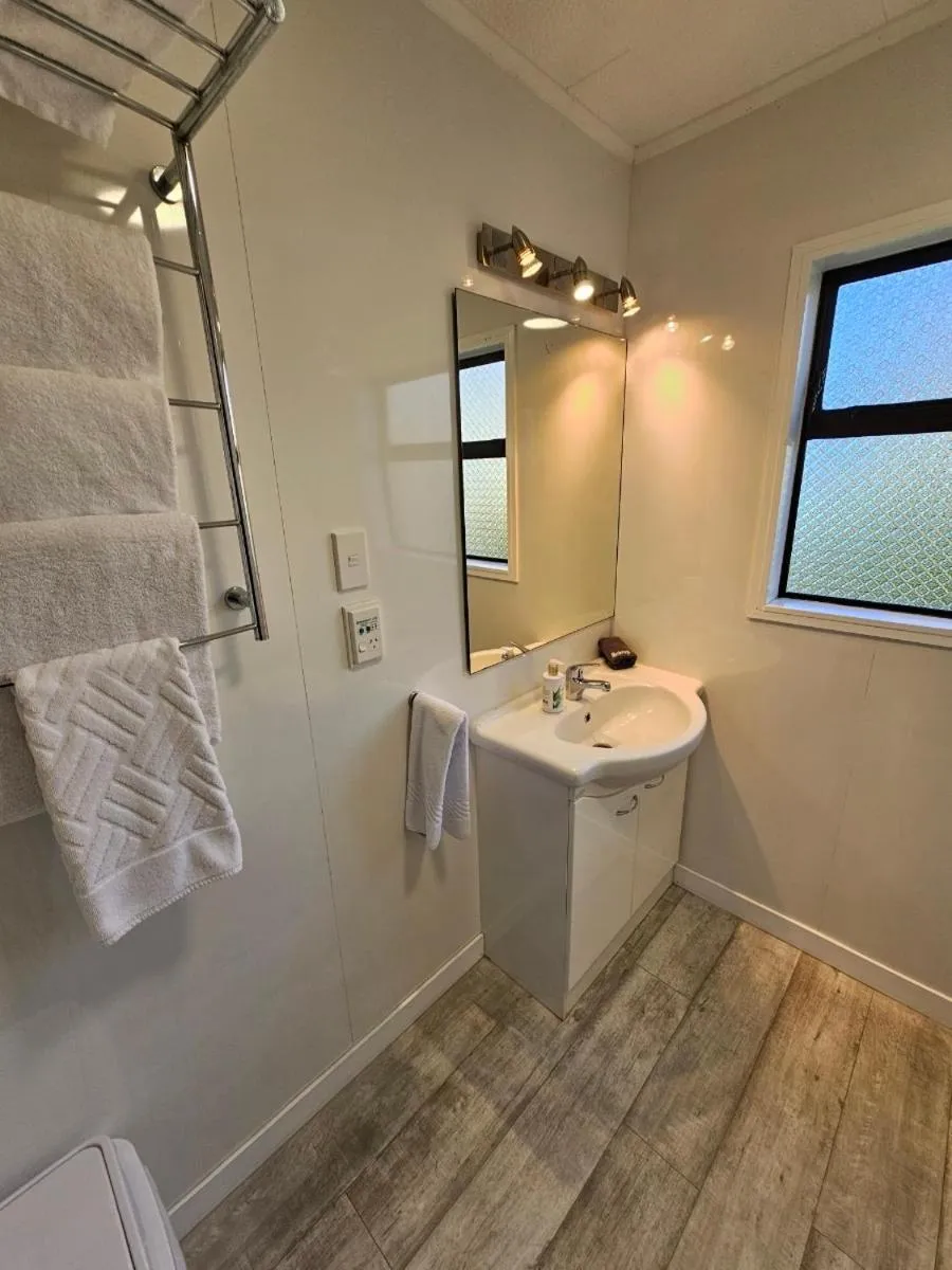 Hacienda Motor Lodge