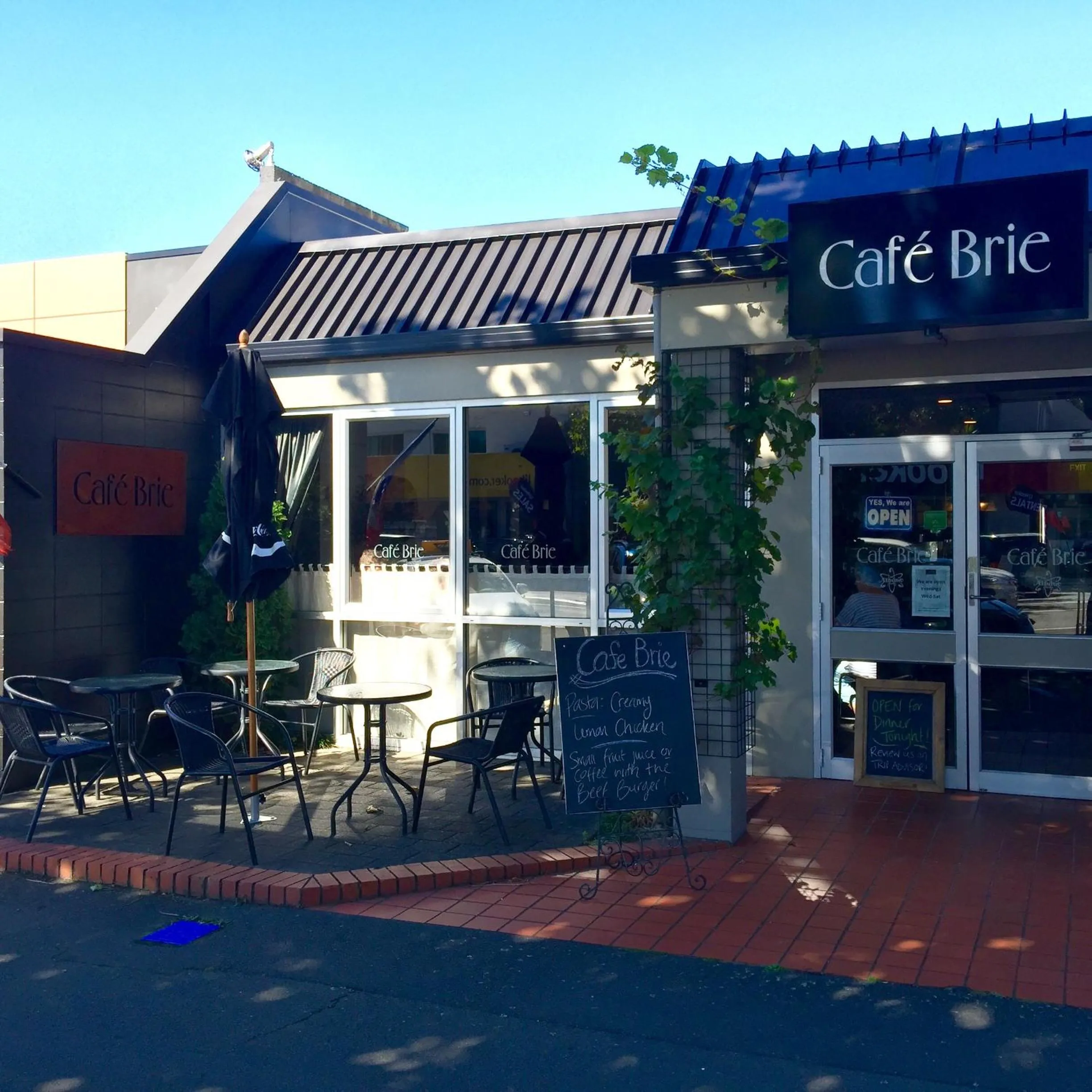 Neighbourhood in Hacienda Motor Lodge