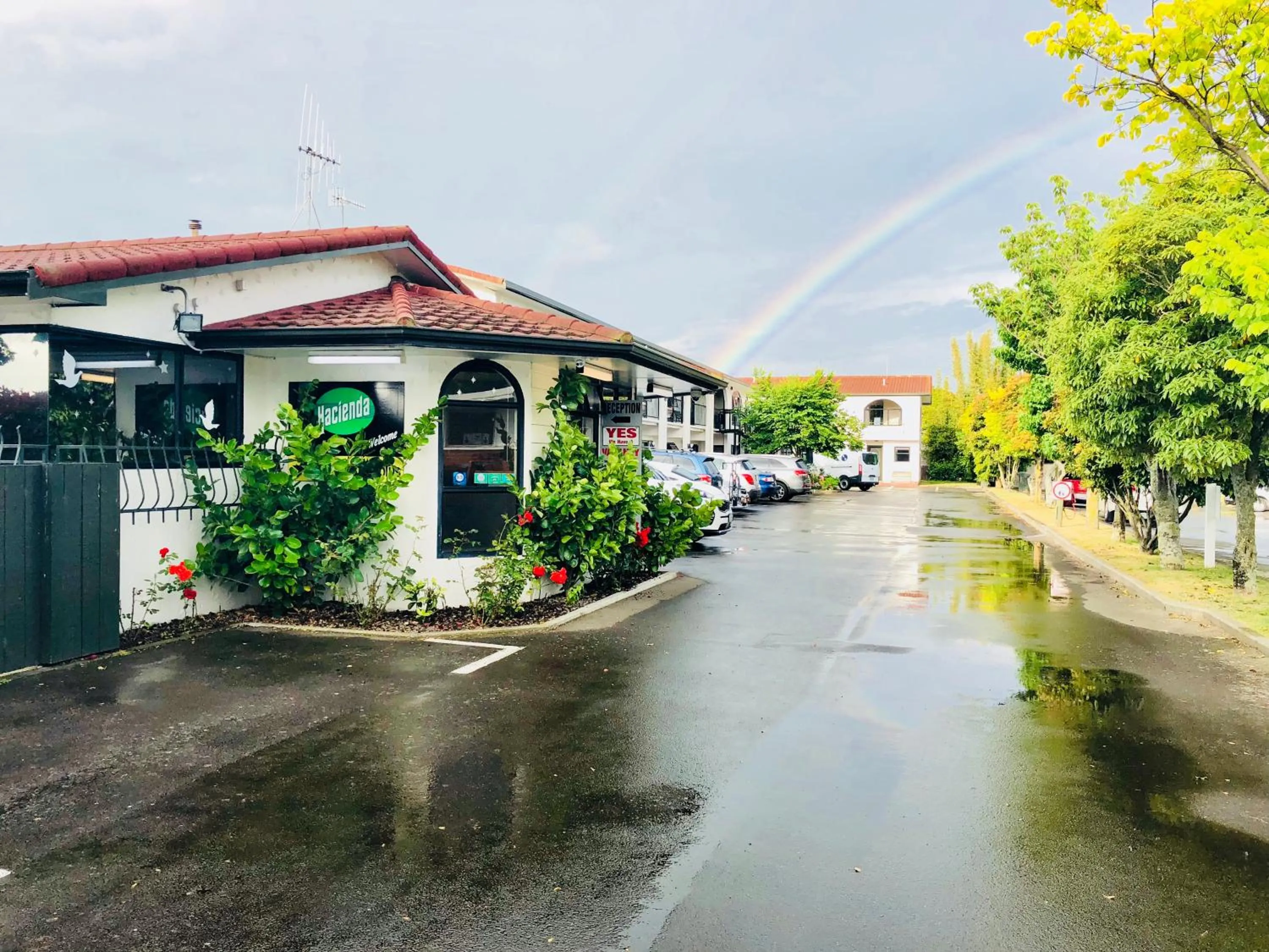 Property building in Hacienda Motor Lodge
