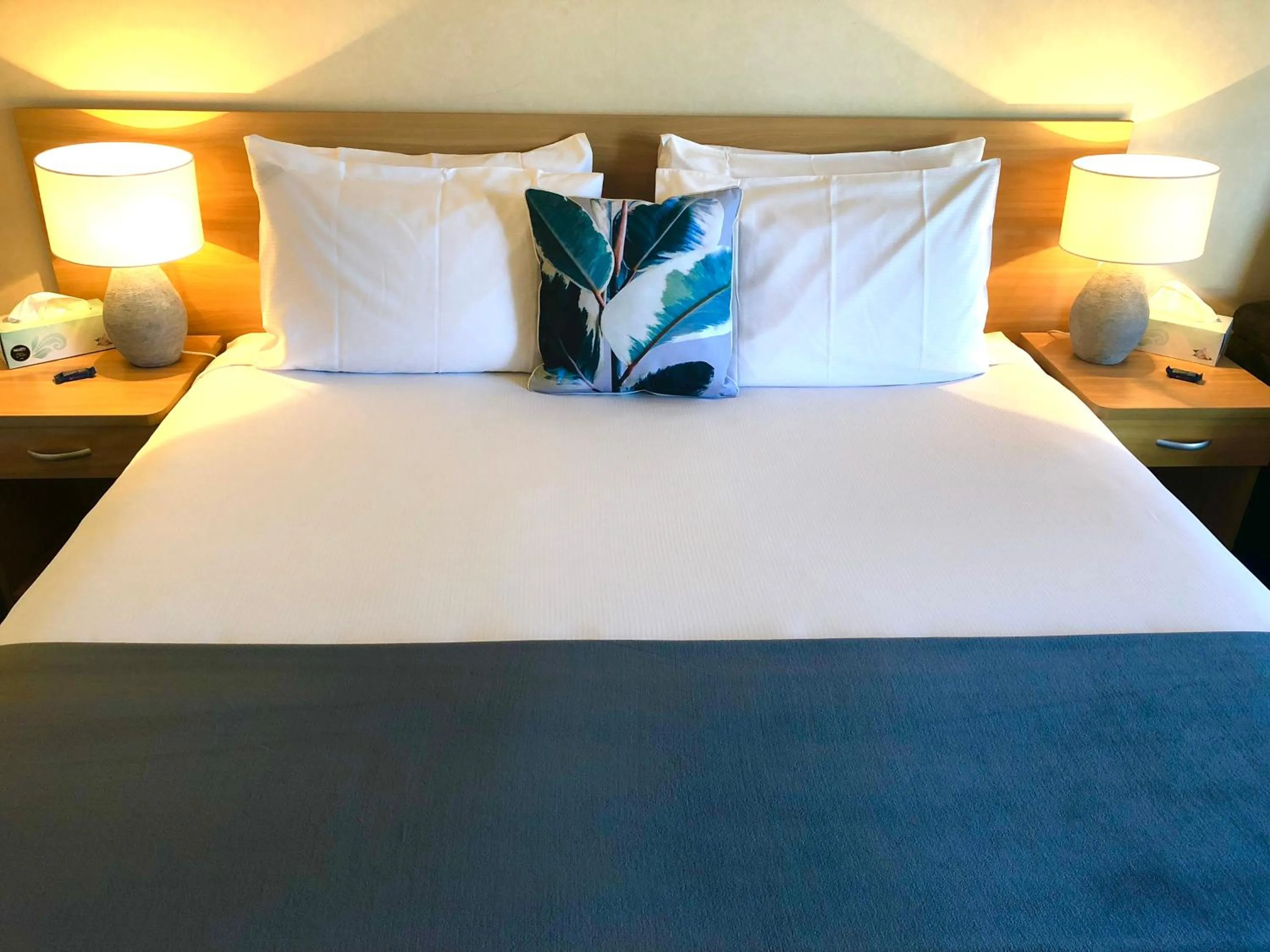 Bed in Hacienda Motor Lodge