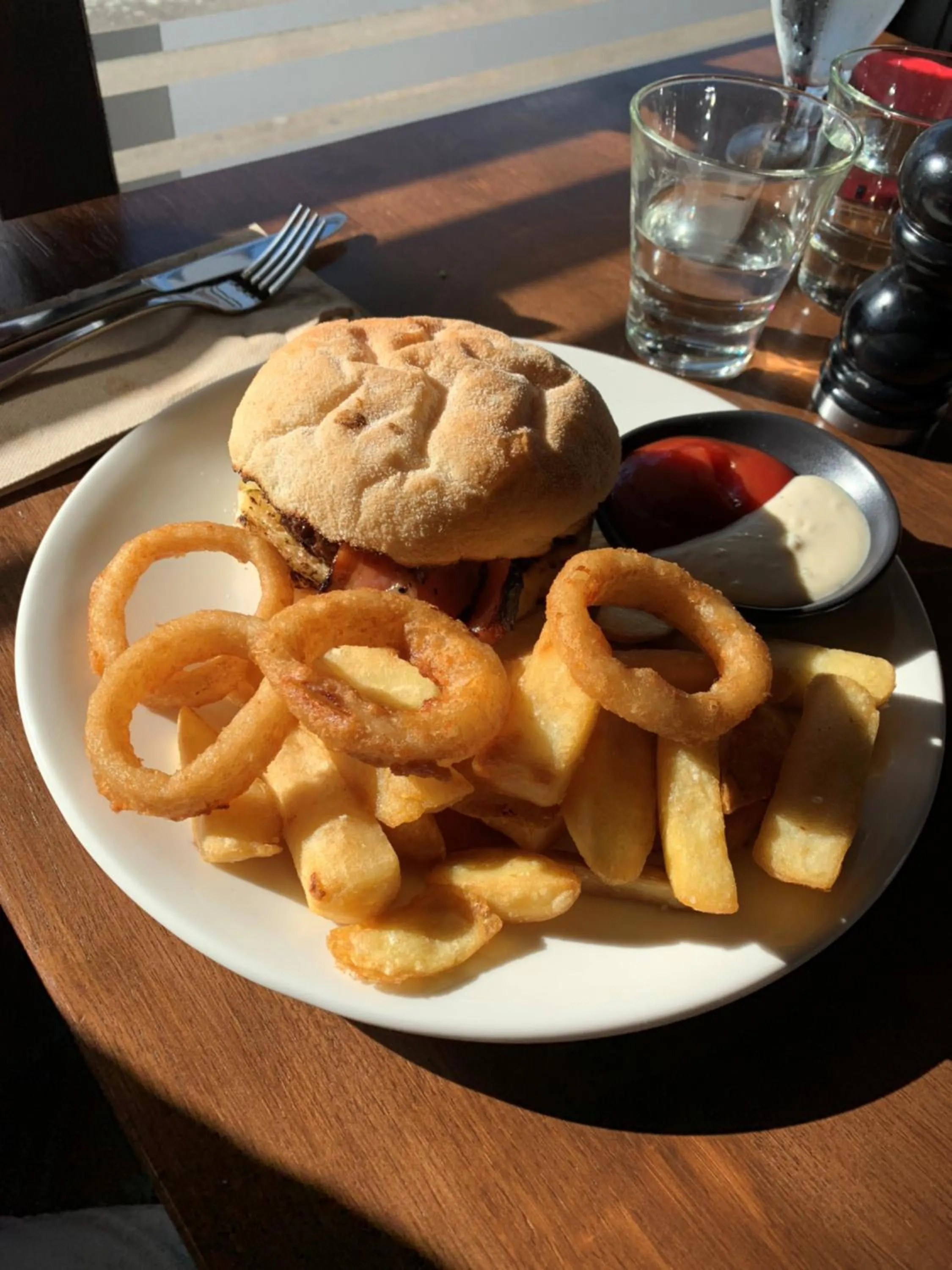 Food in Hacienda Motor Lodge
