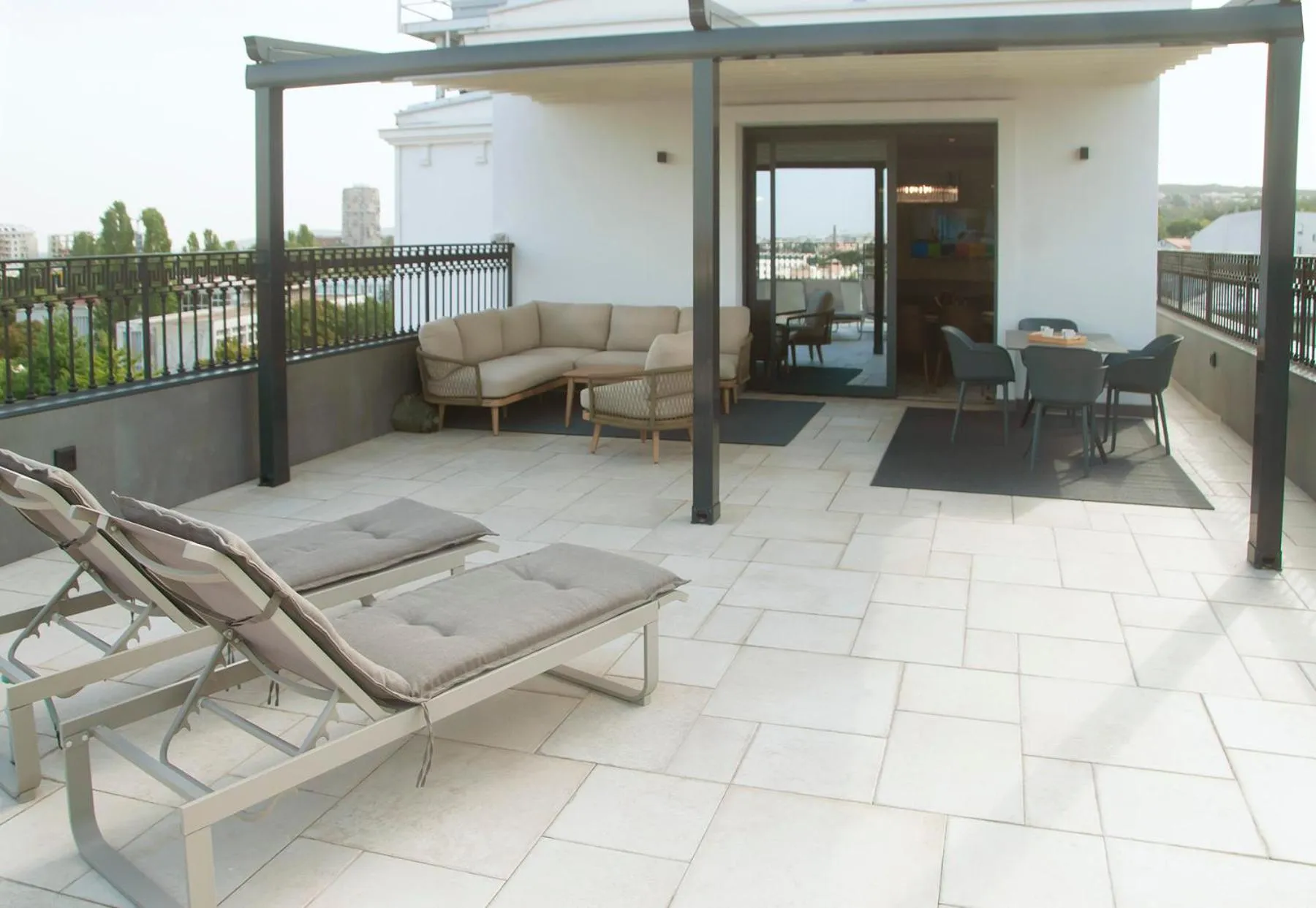 Patio in H41 Luxury Suites