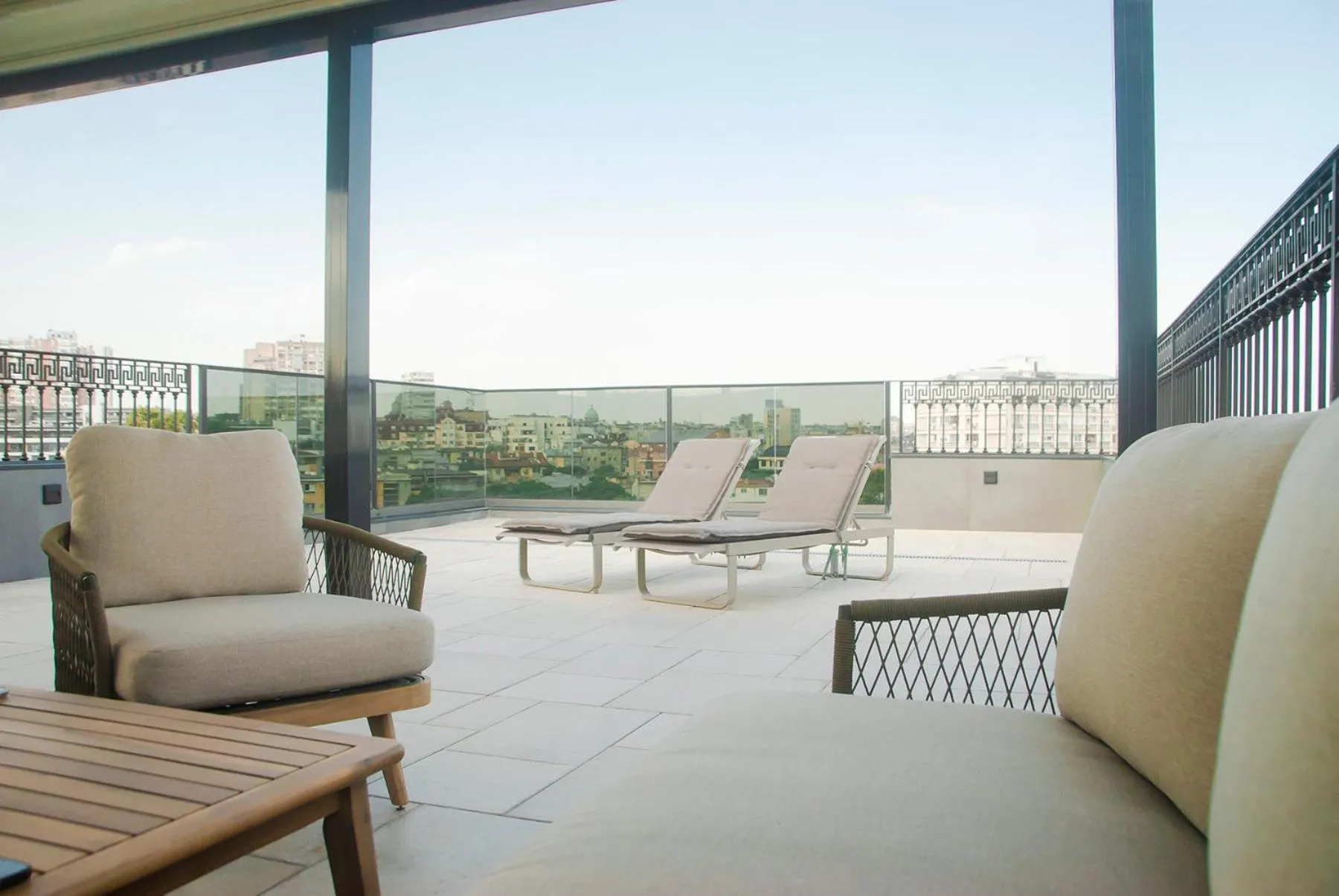 Patio in H41 Luxury Suites