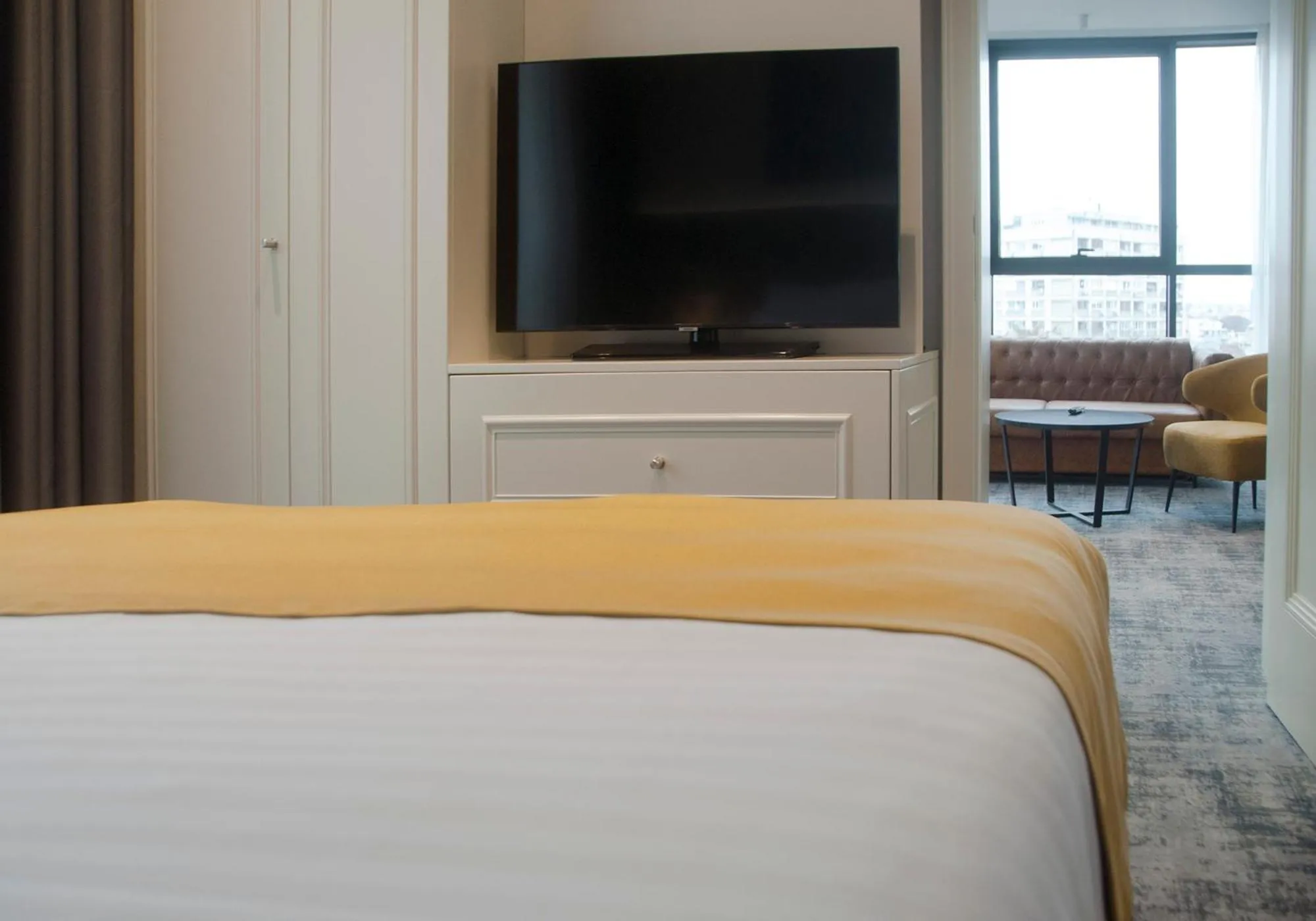 TV and multimedia, Bed in H41 Luxury Suites