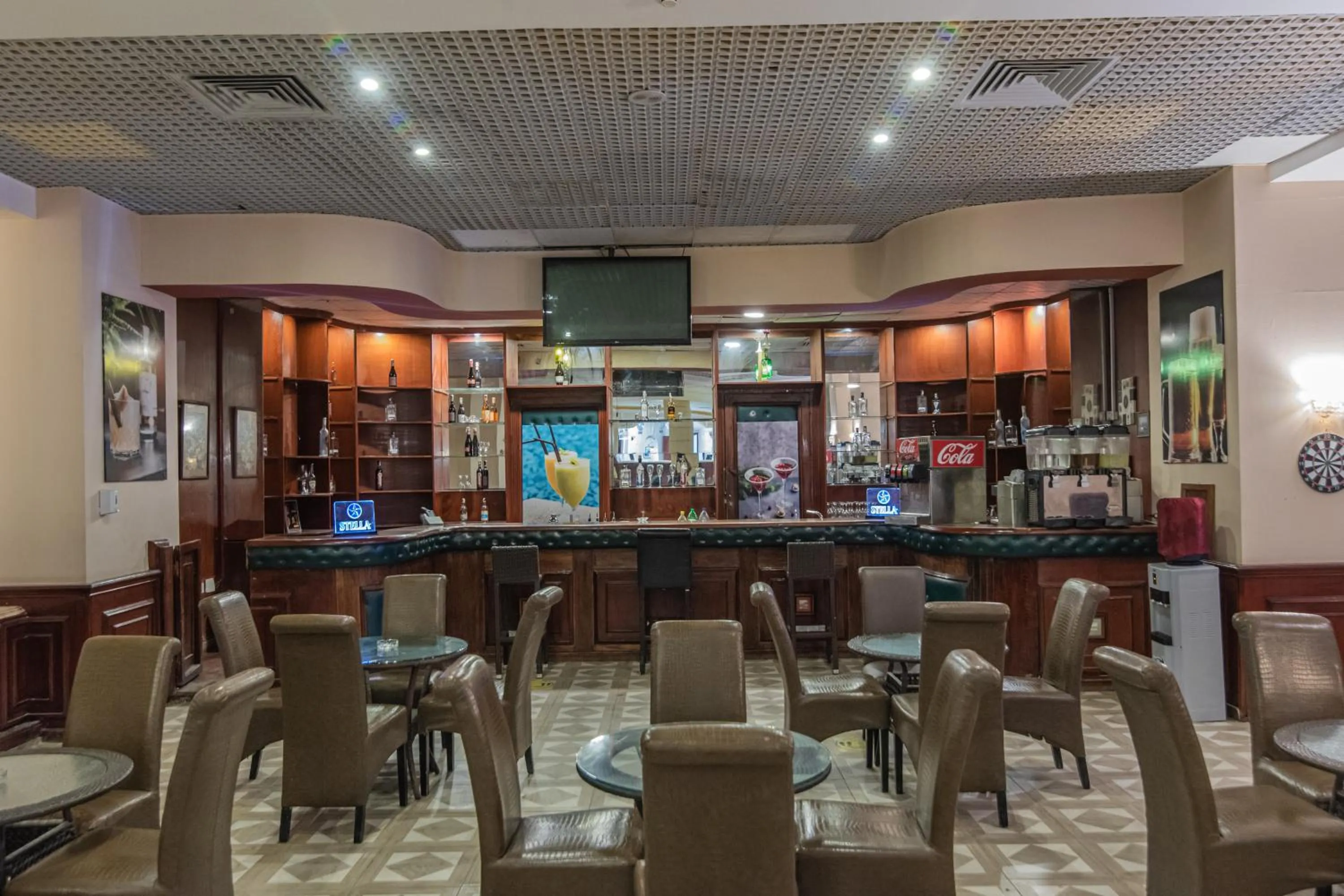 Lounge or bar in Dexon Roma Hotel