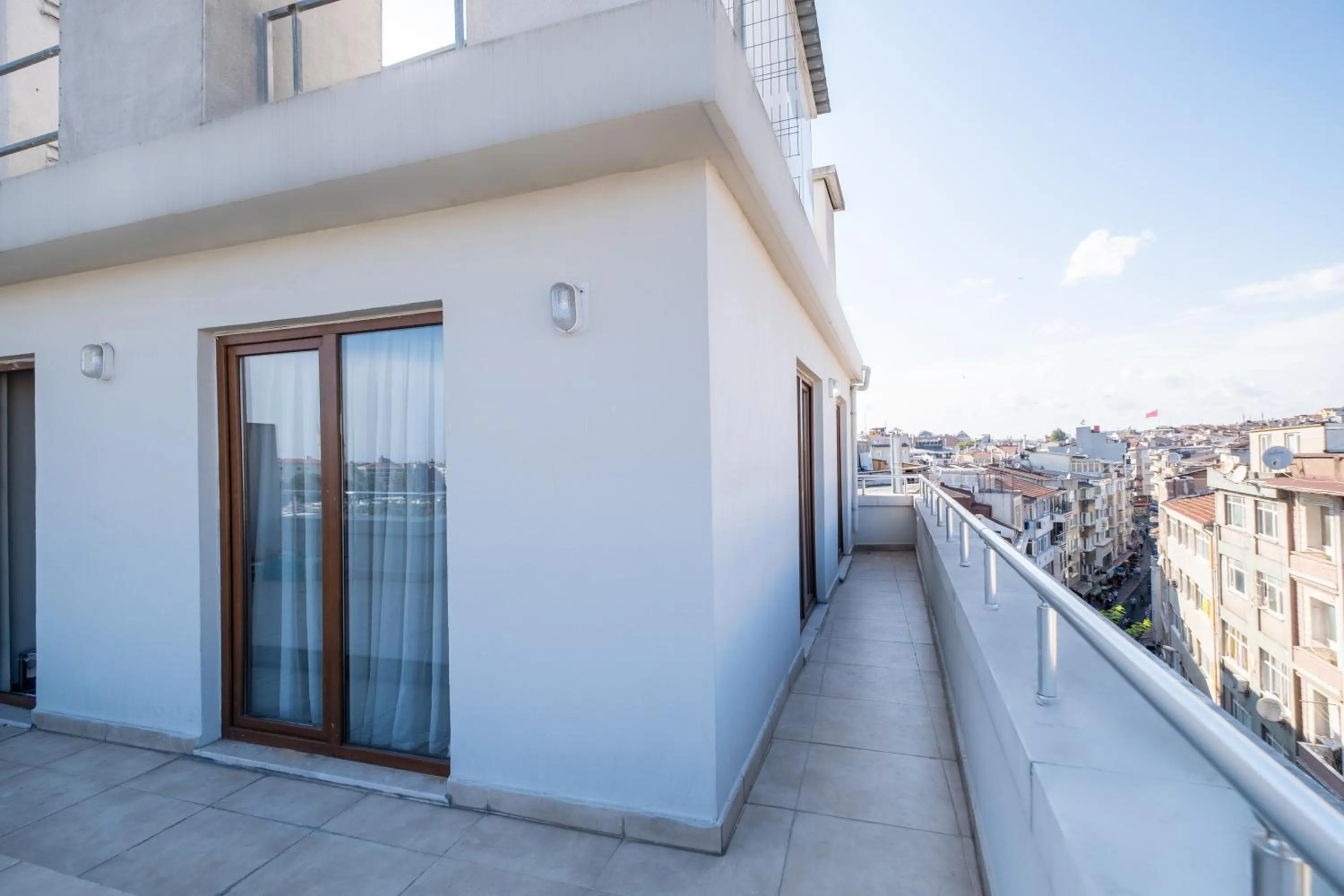 Property building in Lavin Hotel & Suites