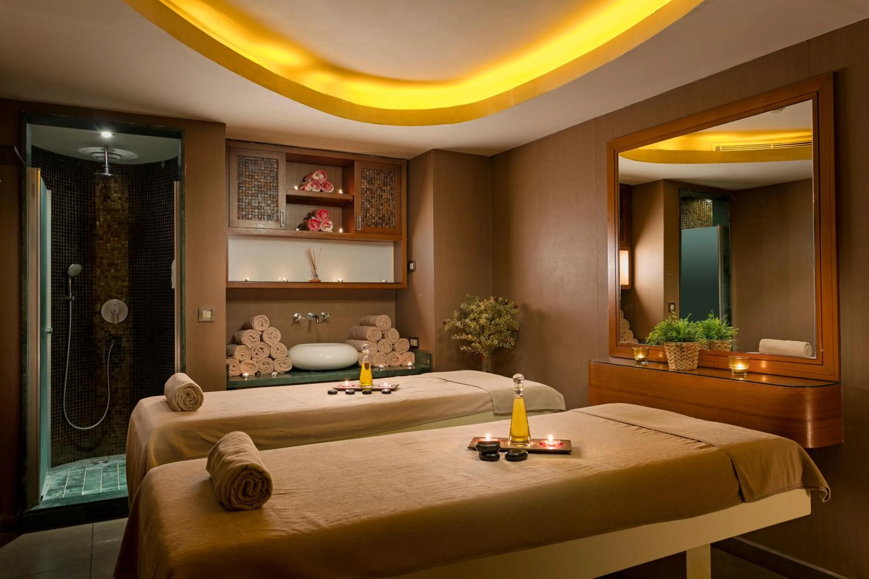 Massage in Titanic Business Kartal