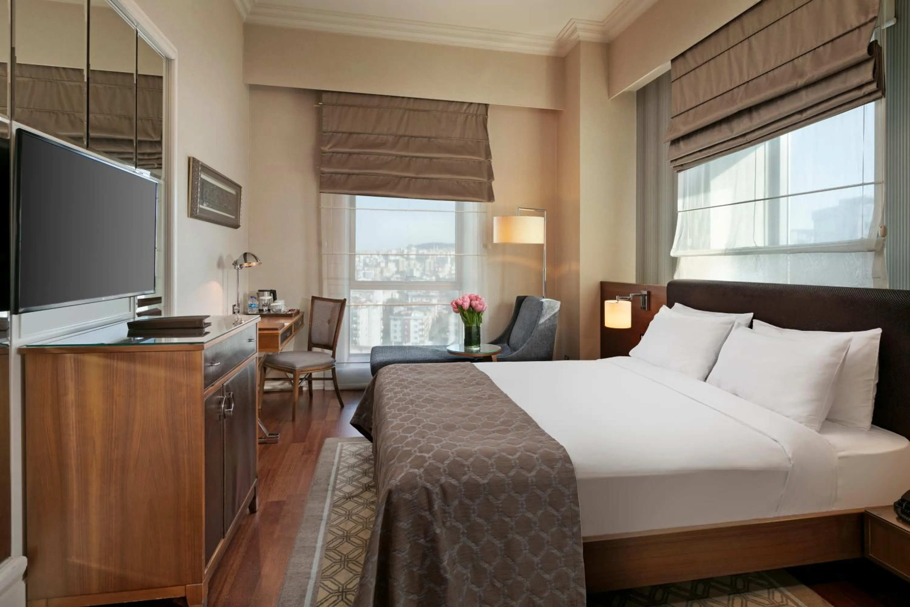 Bedroom, Bed in Titanic Business Kartal