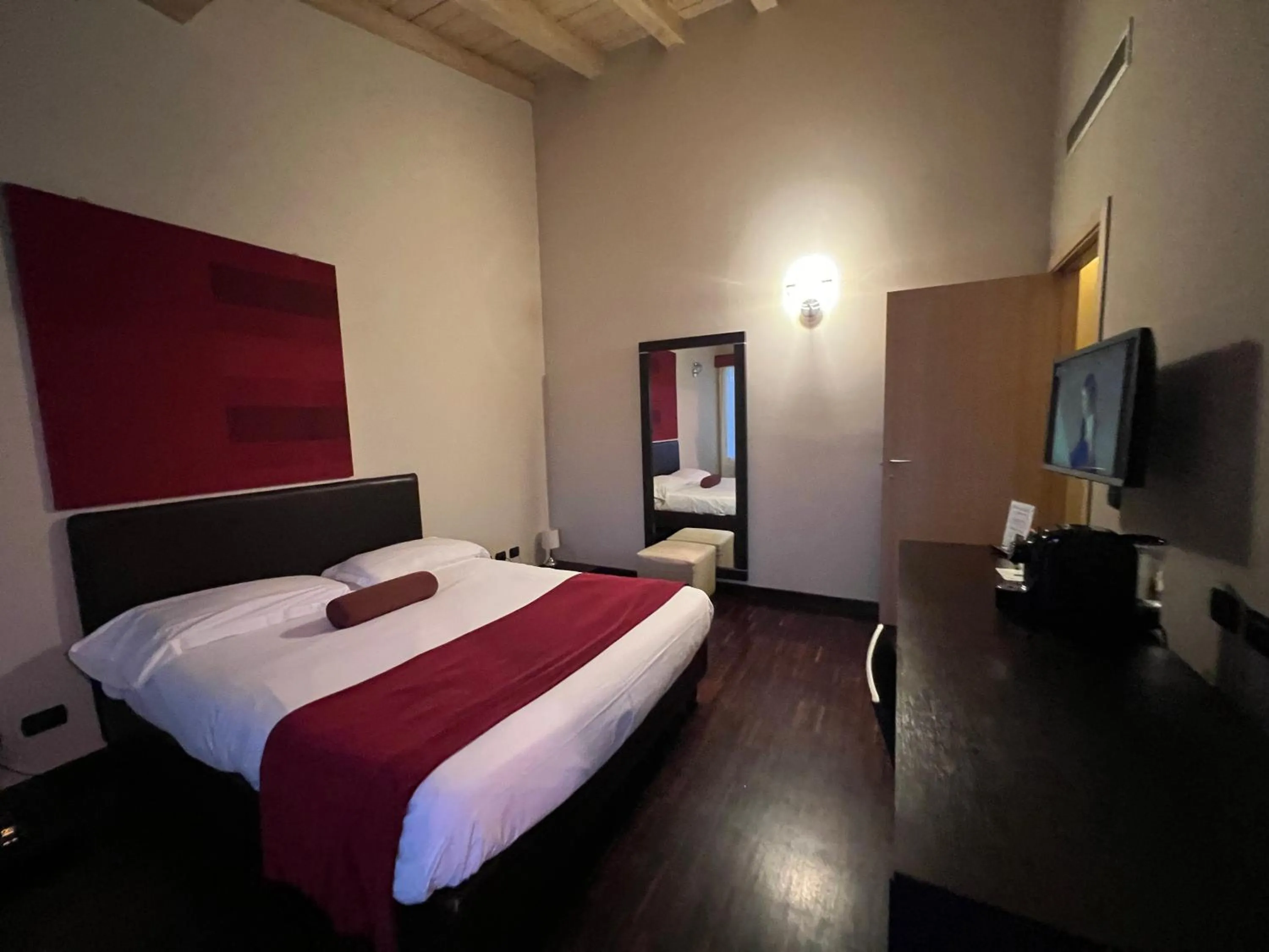 Bedroom in OneMhotel