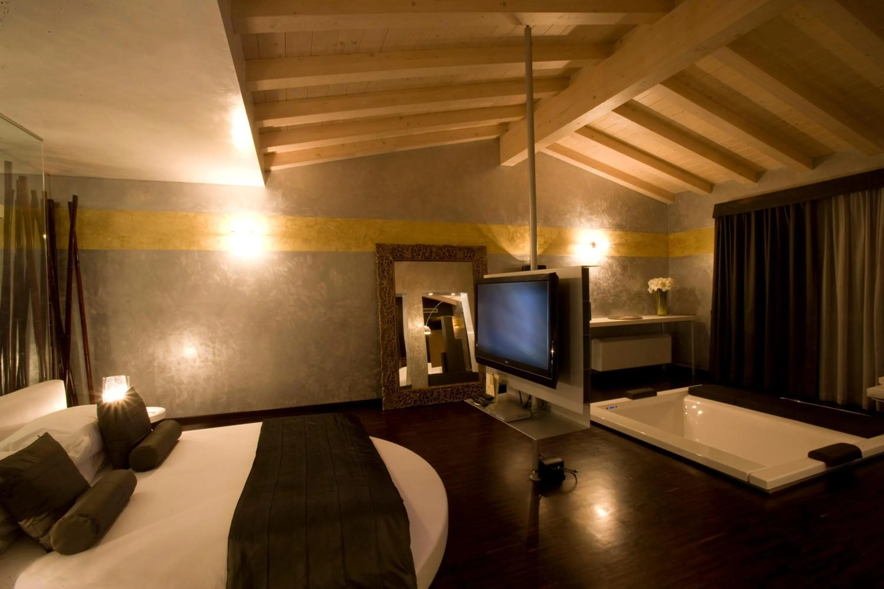 Bedroom in OneMhotel