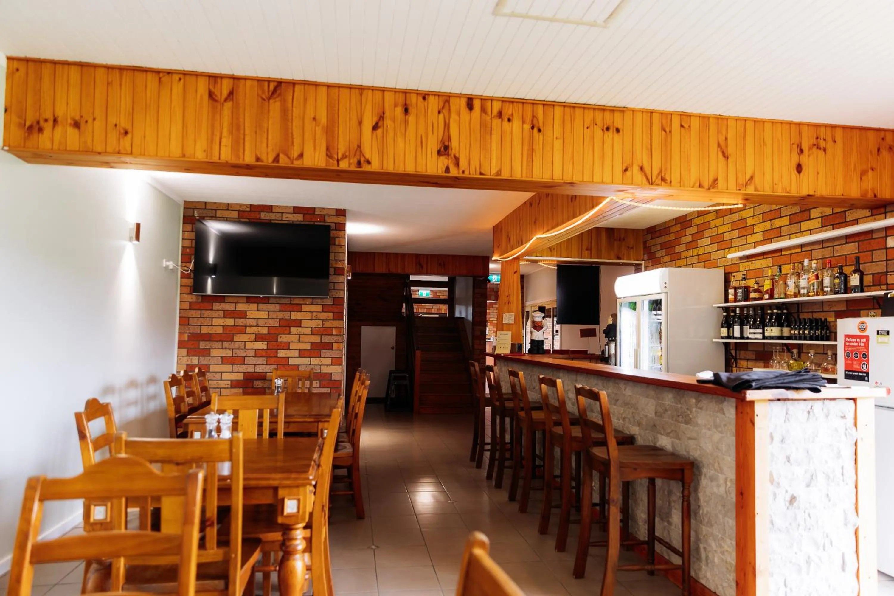 Restaurant/places to eat in Scone Motor Inn & Apartments