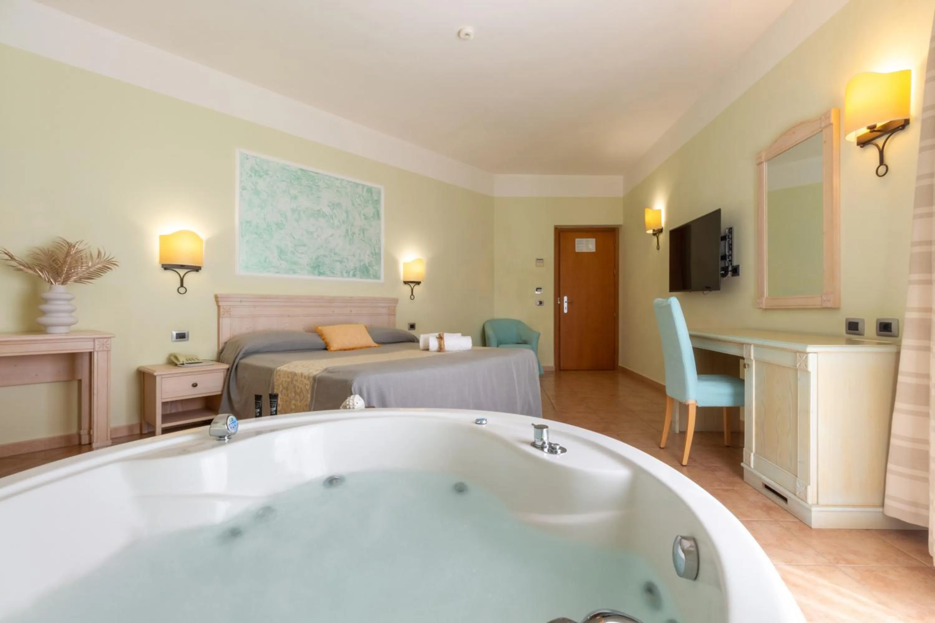 Hot Tub in Hotel Brancamaria