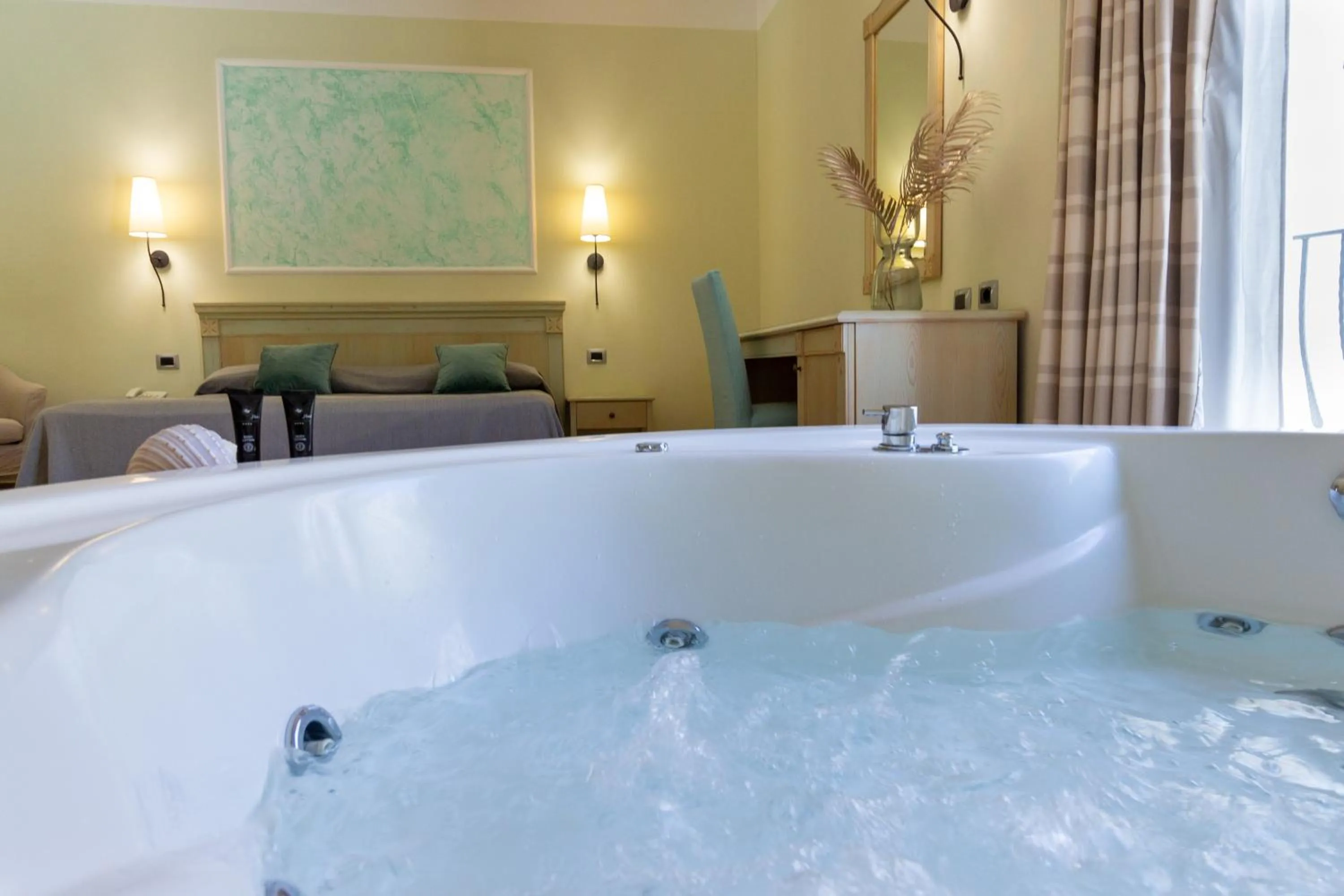 Hot Tub in Hotel Brancamaria