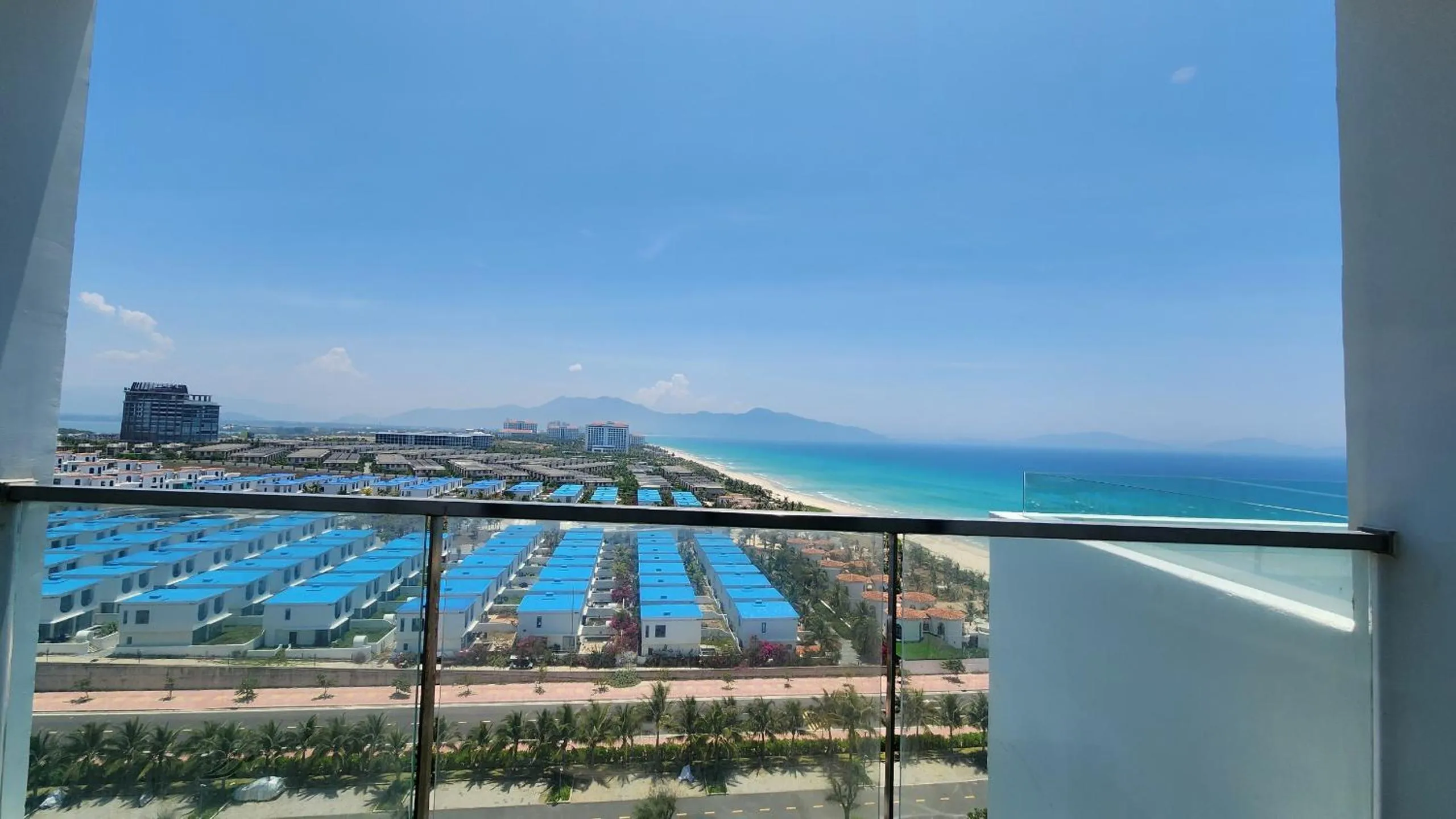 Seaview Cam Ranh Home
