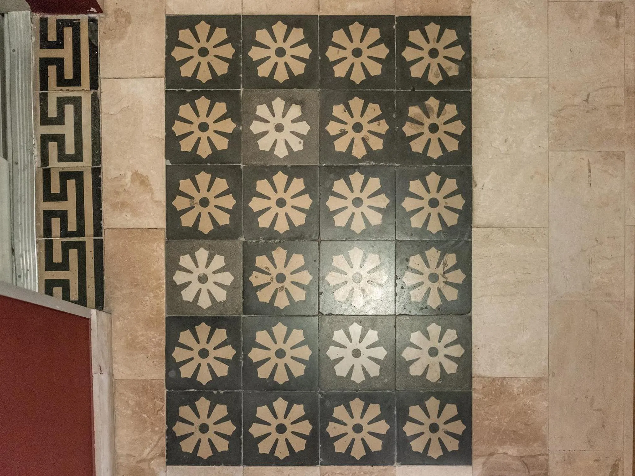 Decorative detail in Nichotel