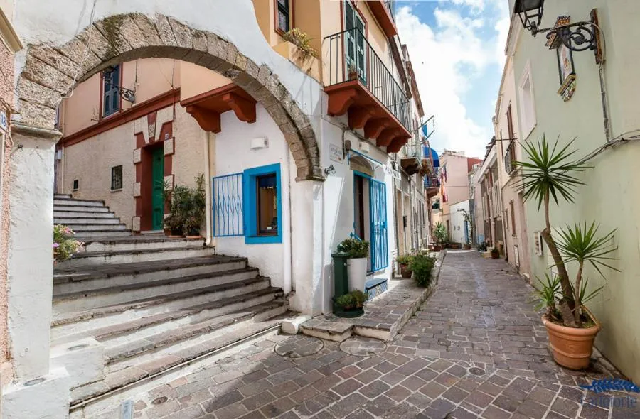 Nearby landmark in Nichotel