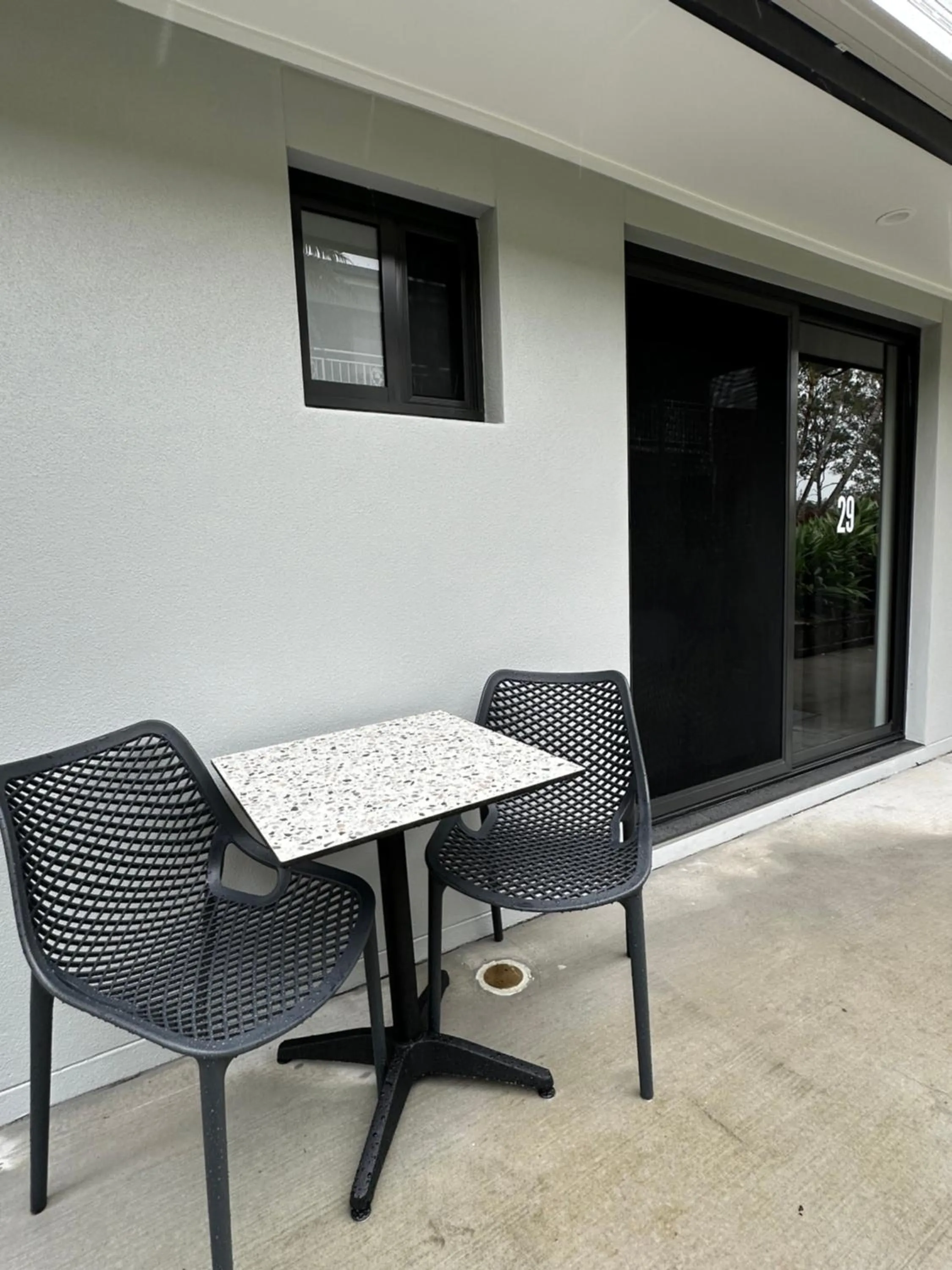 Patio in Logan City Motor Inn