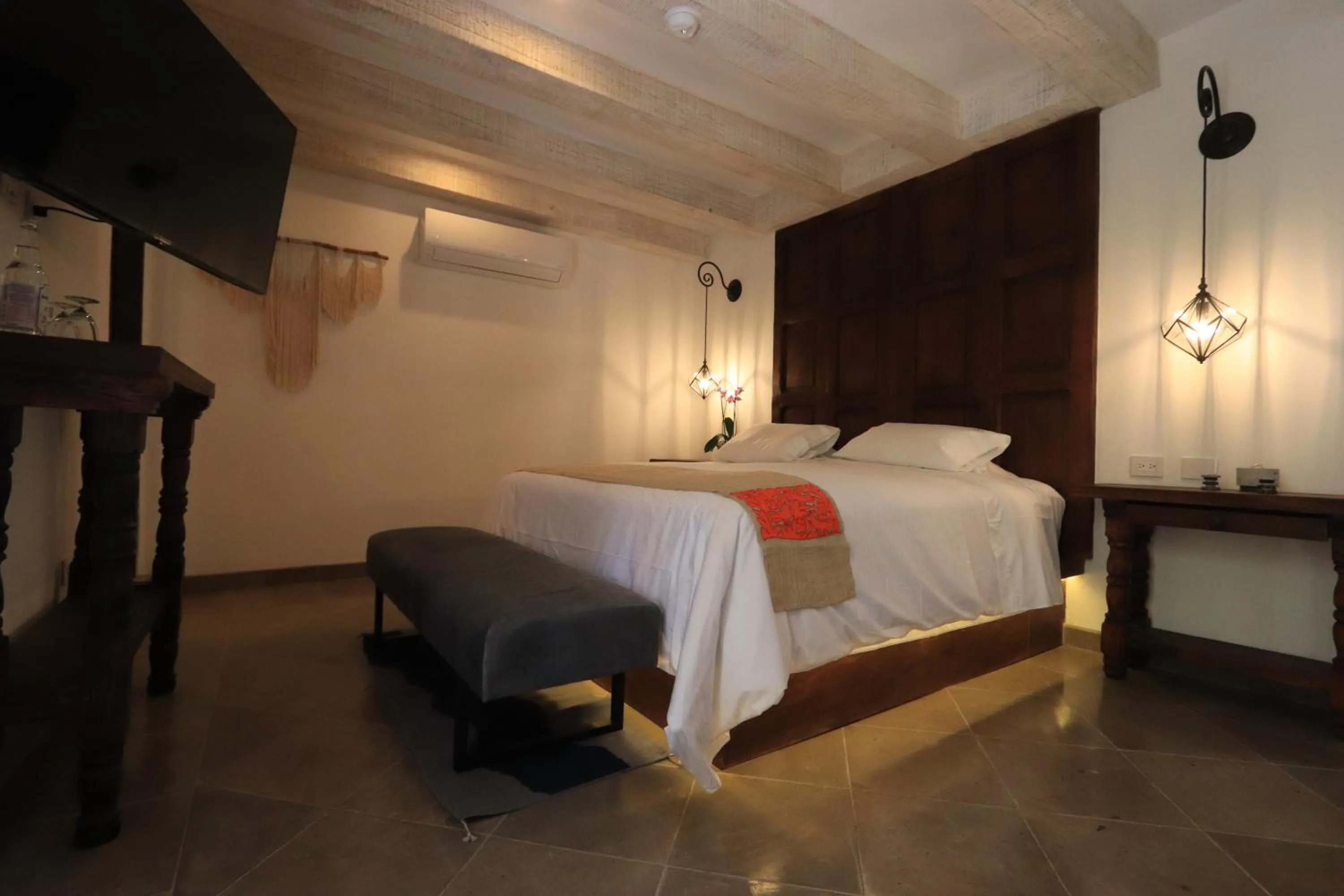 Photo of the whole room in Concepción Hotel Boutique - Adults Only