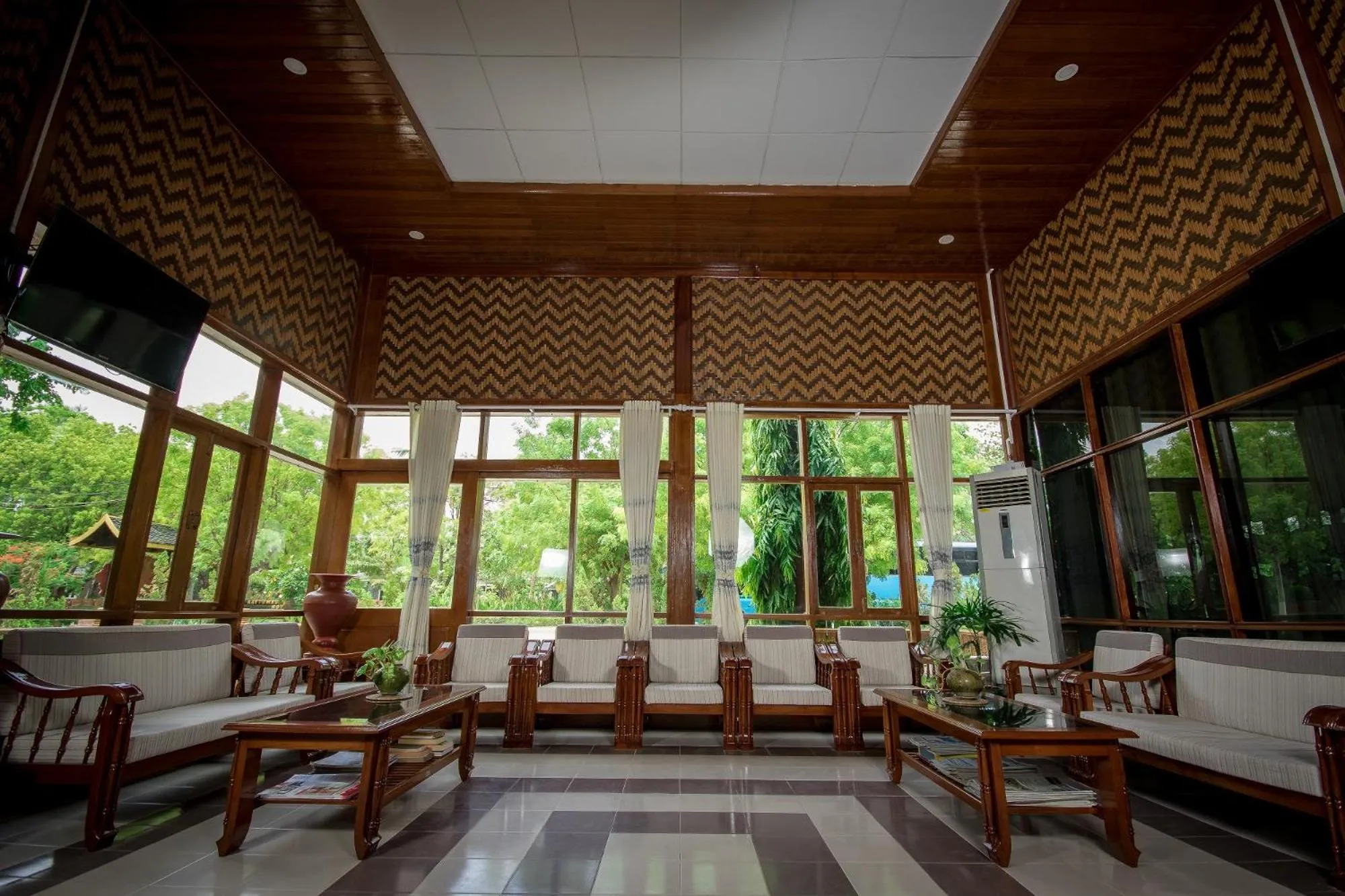 Lobby or reception in Ruby True Hotel