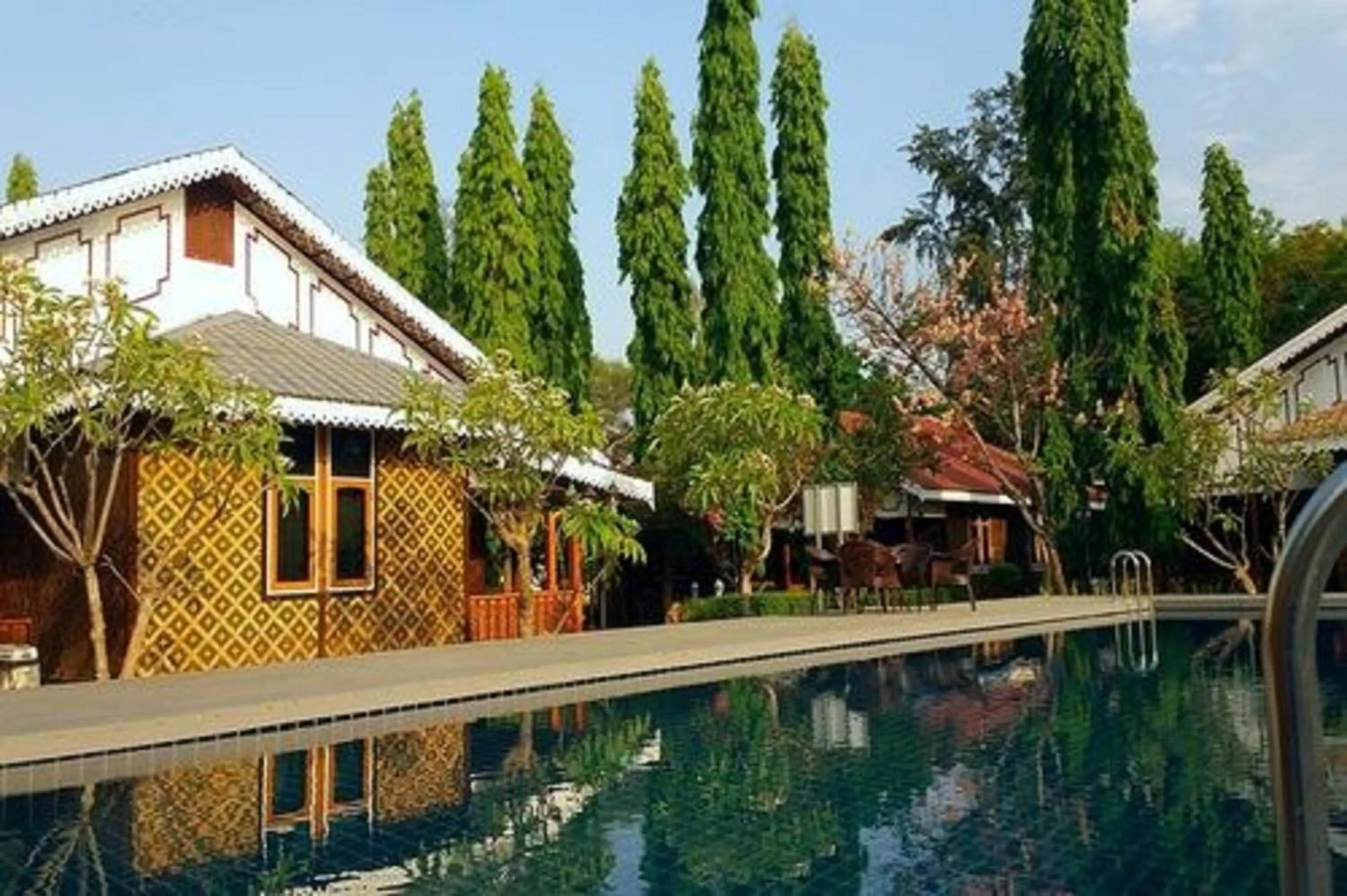 Swimming pool in Ruby True Hotel