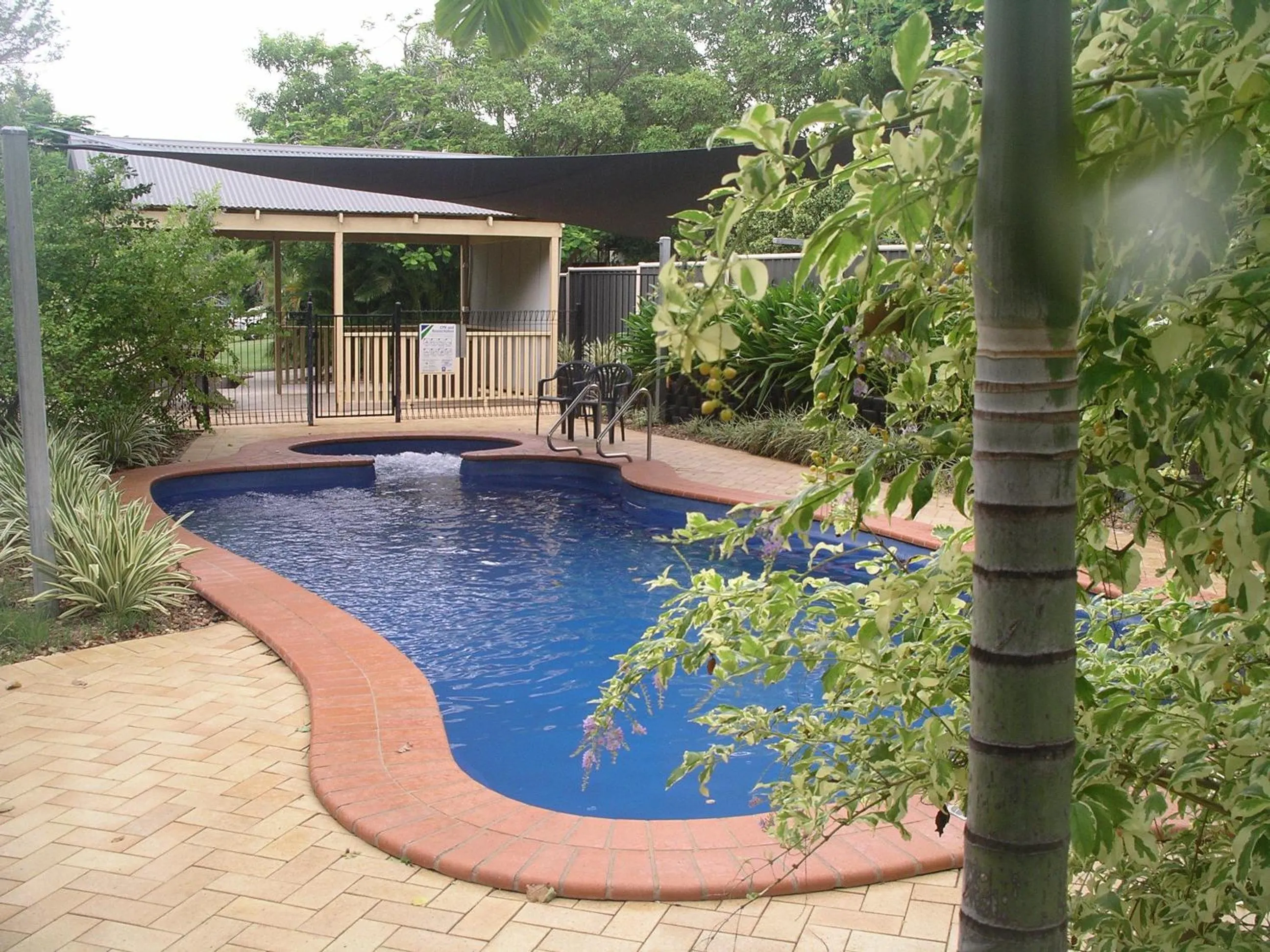 Swimming pool in Charters Towers Tourist Park