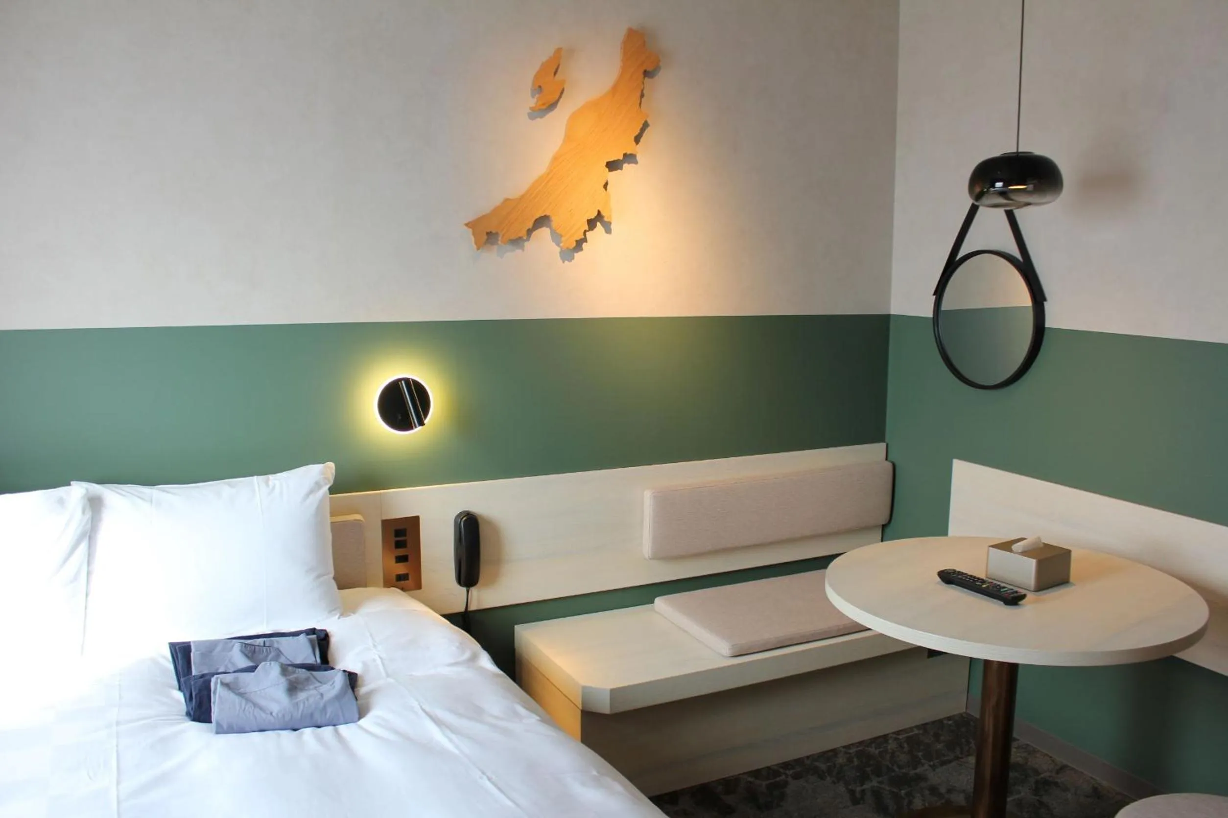 Photo of the whole room, Bed in HOTEL GLOBAL VIEW Niigata