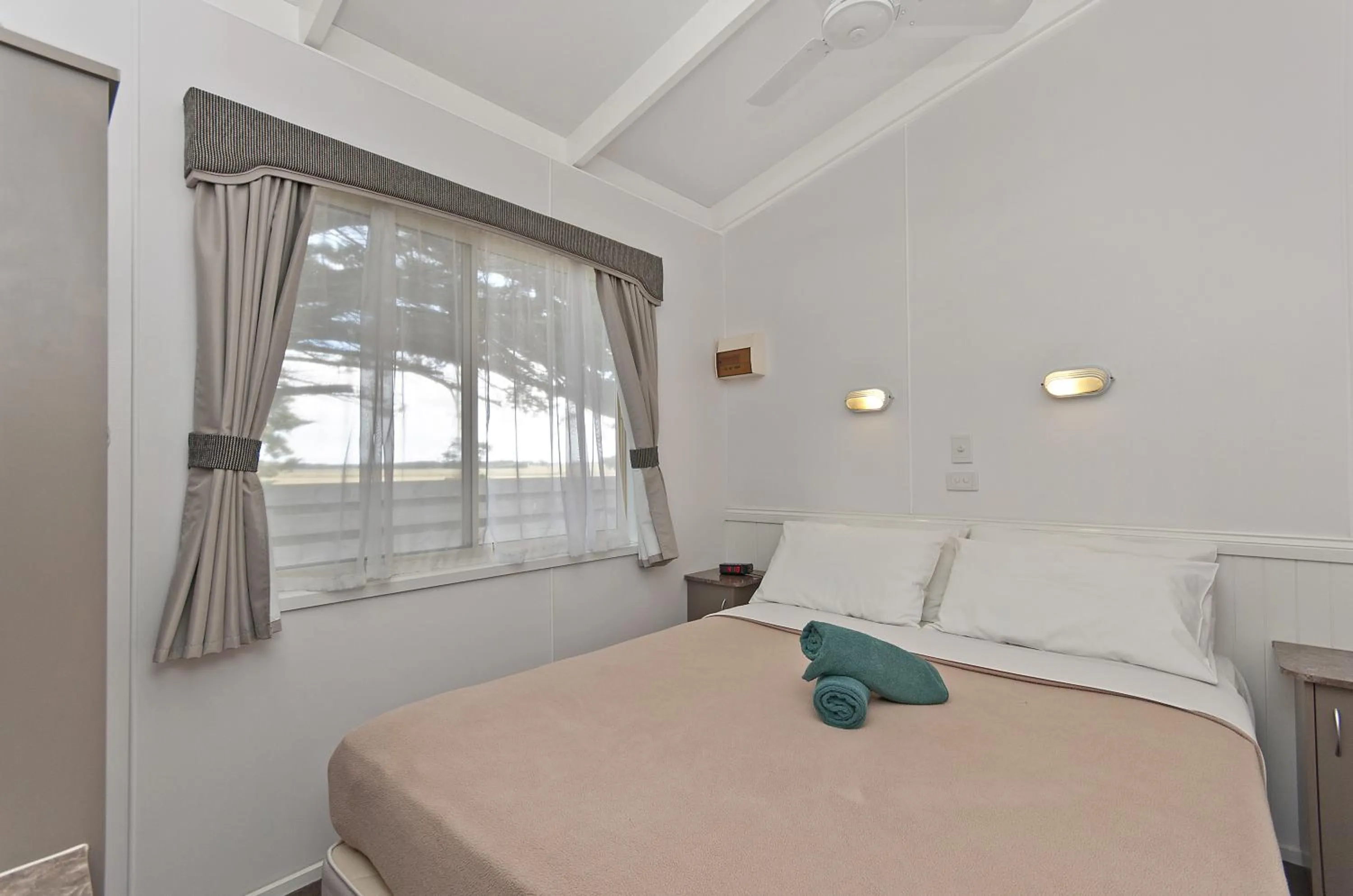 Bed in Gum Tree Caravan Park