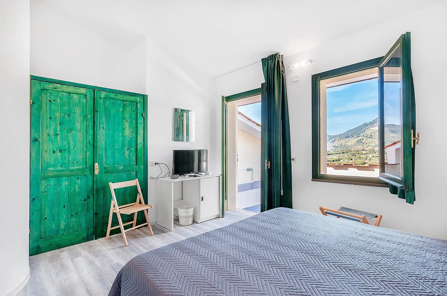 Photo of the whole room, Bed in Hotel Capo Di Stella