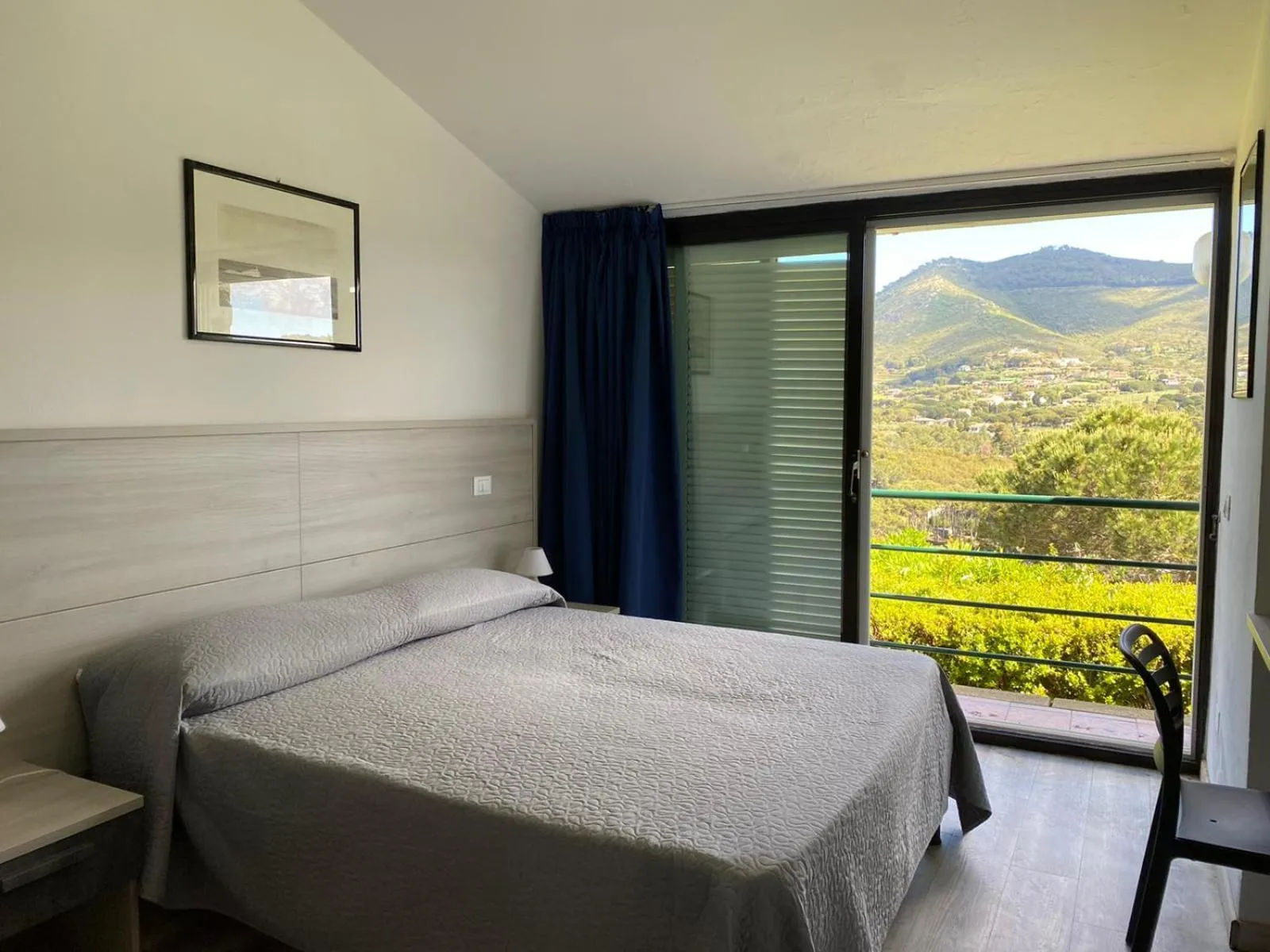 Photo of the whole room, Bed in Hotel Capo Di Stella