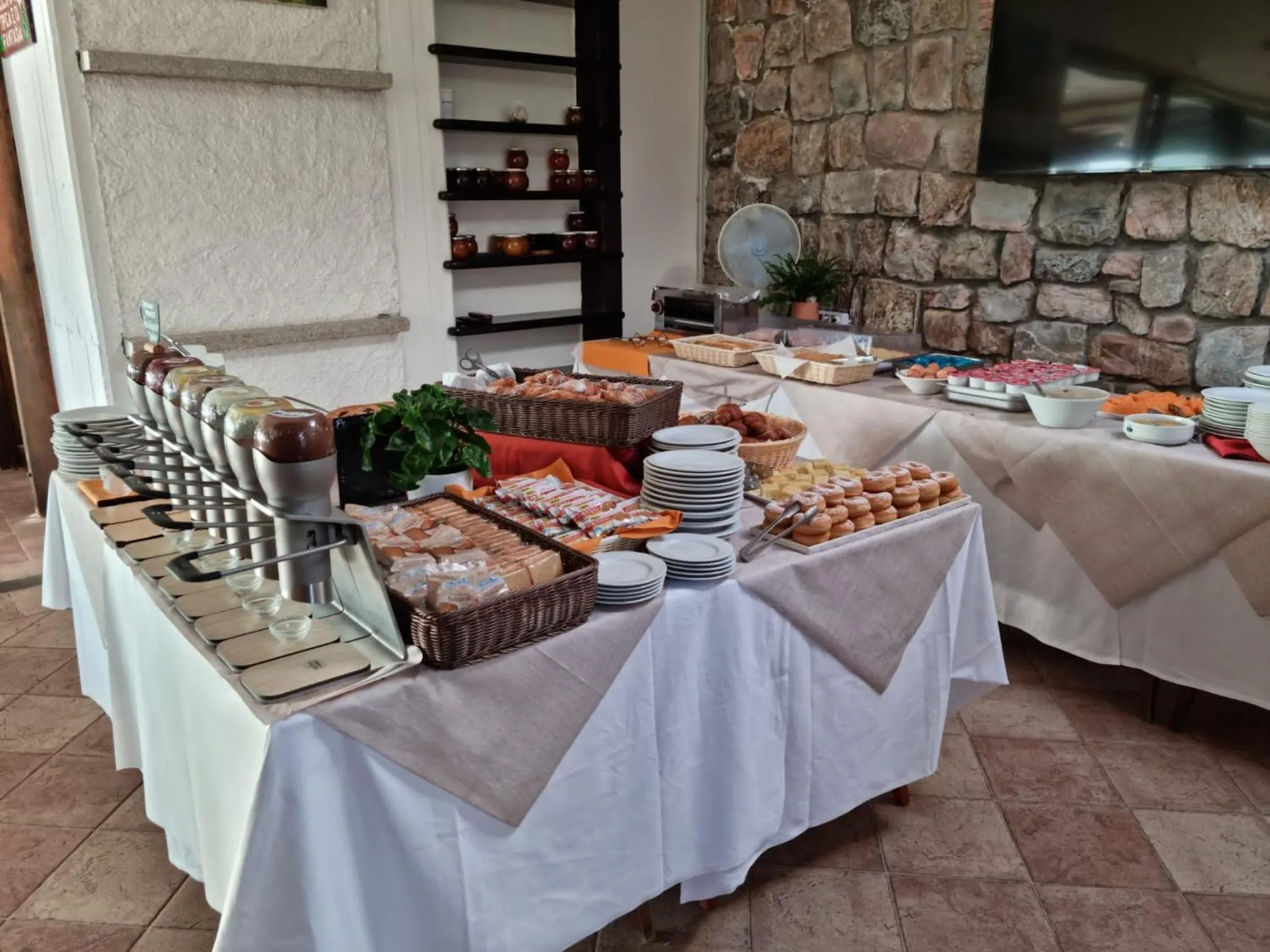 Breakfast in Hotel Capo Di Stella