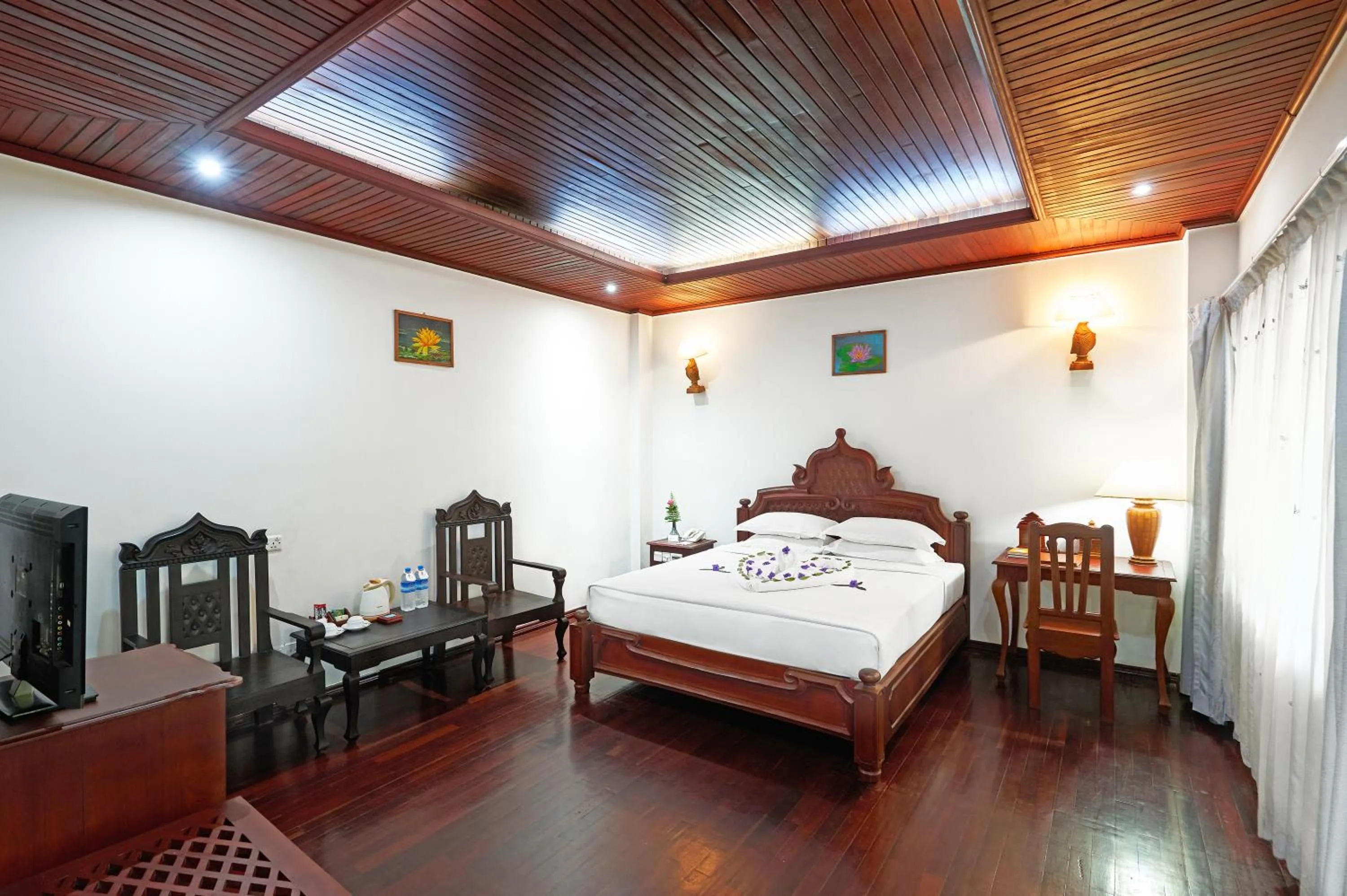 Photo of the whole room in KMA NAYPYITAW Hotel